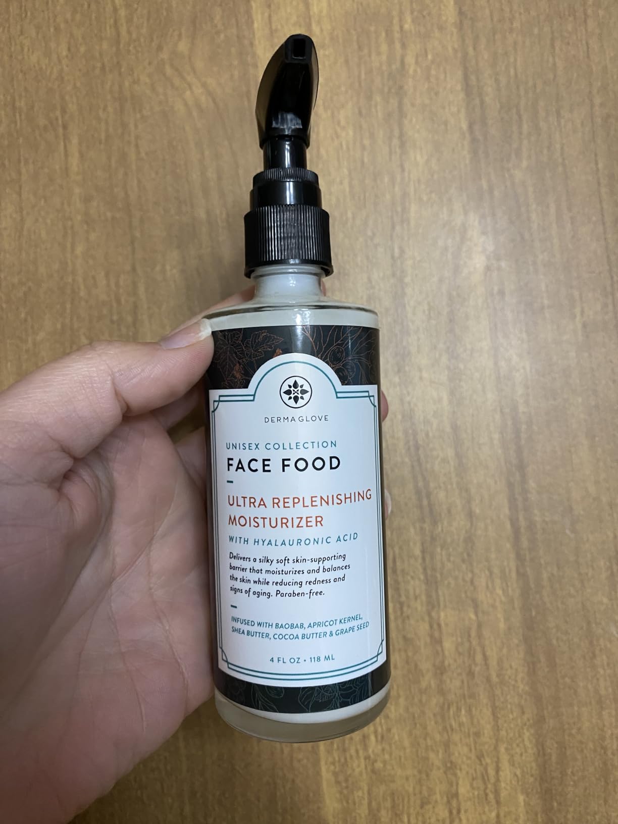 DERMAGLOVE Unisex Face Food - Moisturizer Men & Women, Reduce Fine Lines & Dullness with Hyaluronic Acid, Vitamins A, C & E - 4 Fl Oz (Pack of 1)