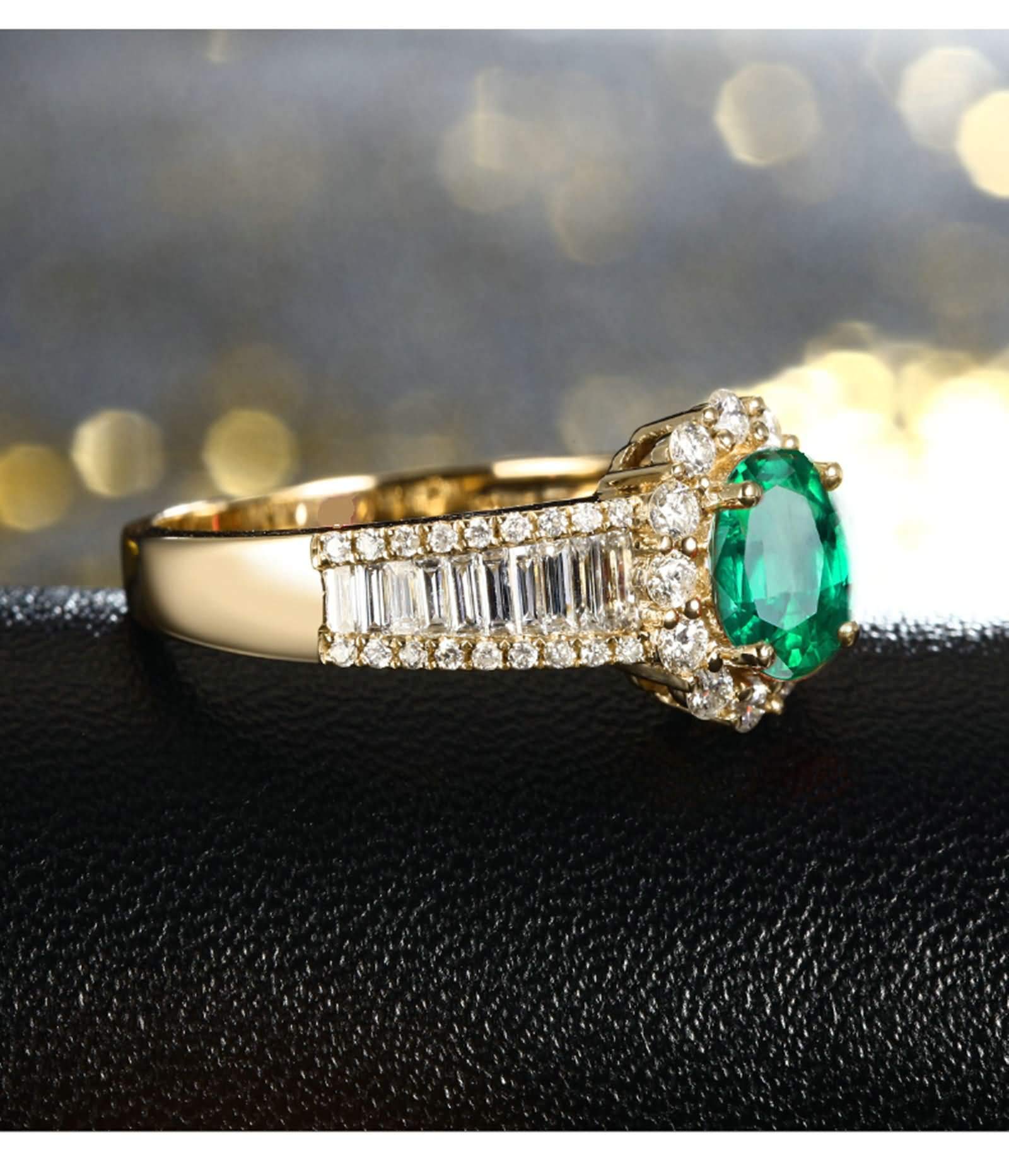 Daesar Anillo de Promesa para Mujer con Oval con 0.85ct Esmeralda Creada y Moissanita, Oro Amarillo 9K/14K/18K, Anillo de Boda Oro Verde