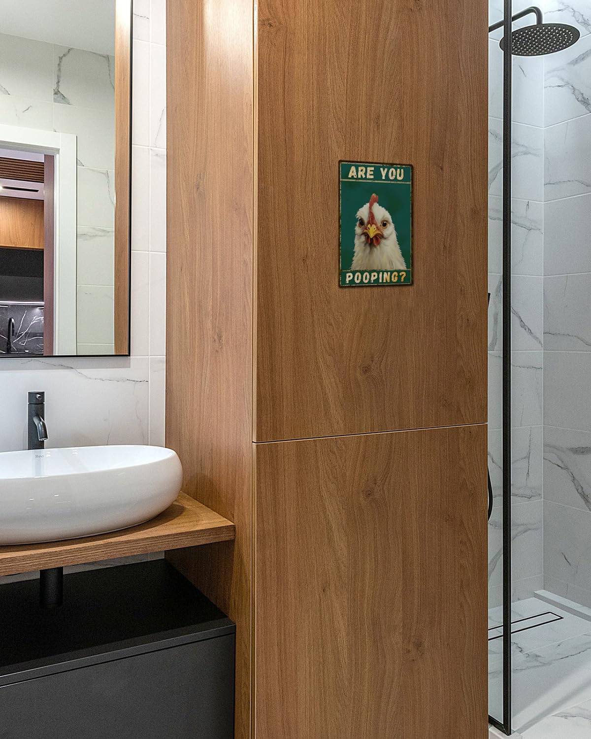 ALKB Cartel de metal con texto en inglés "Chicken Are You Pooping" para decoración de baño, 20,3 x 30,5 cm | Divertido diseño de gallo de granja para el humor del baño