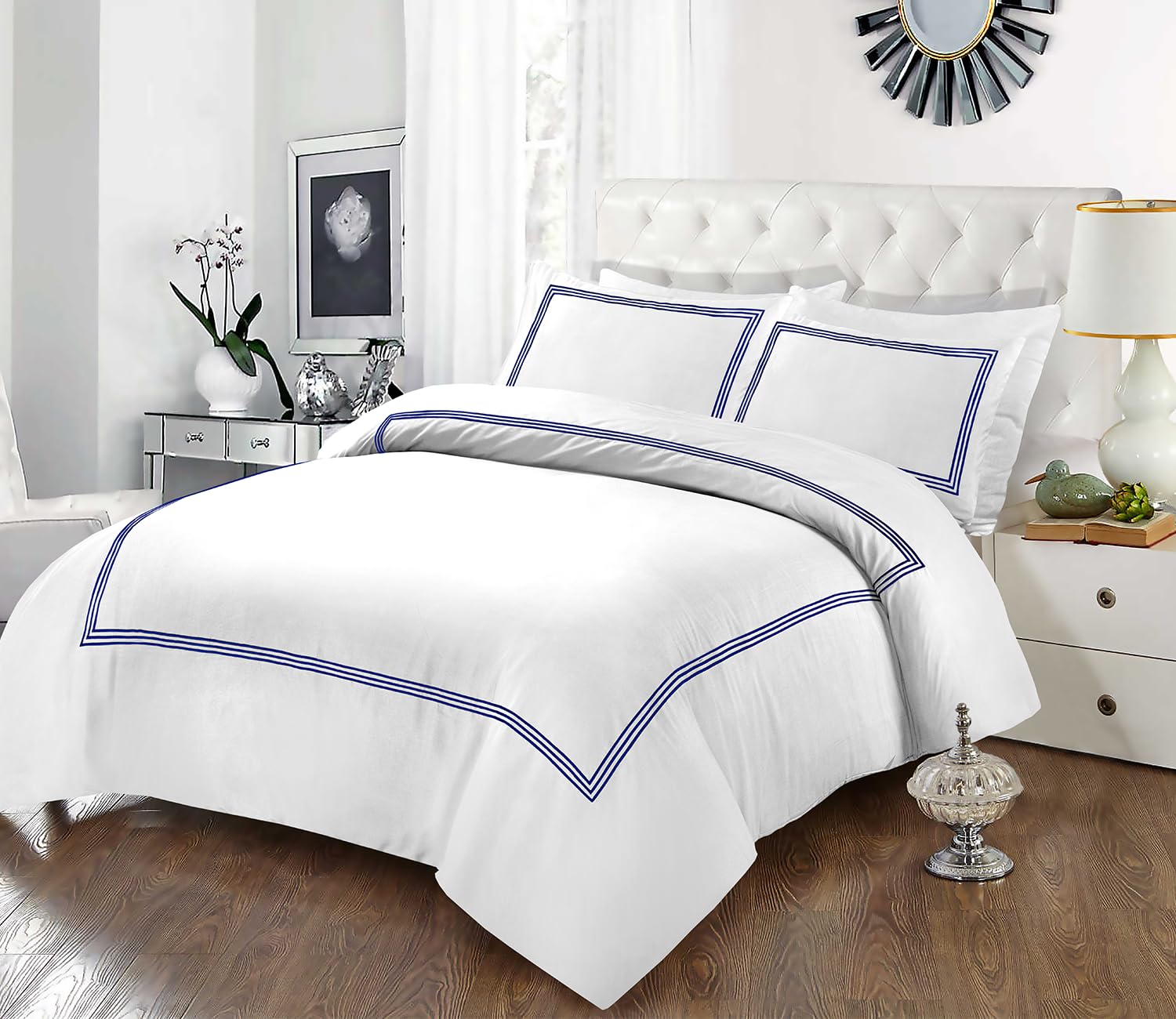 Embroided Baratta Stitch Duvet Cover Set with Matching Pillowcases - Ultra-soft Brushed Microfibre – Chic & Modern Design – Easy Care & Machine Washable (White/Navy Blue, King)