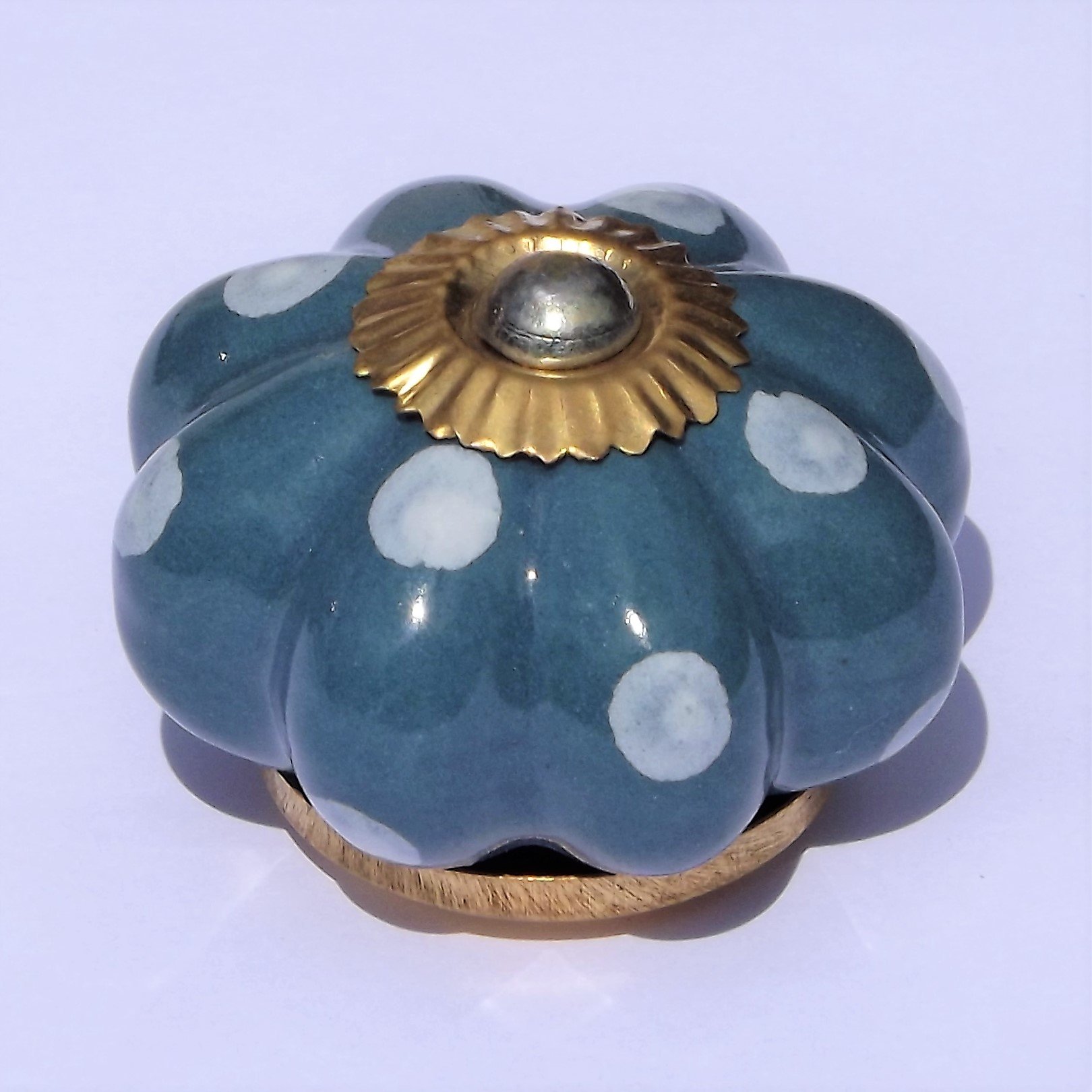 Lot De 12 Boutons En Céramique Ivoire Et Verte - Boutons D'armoire