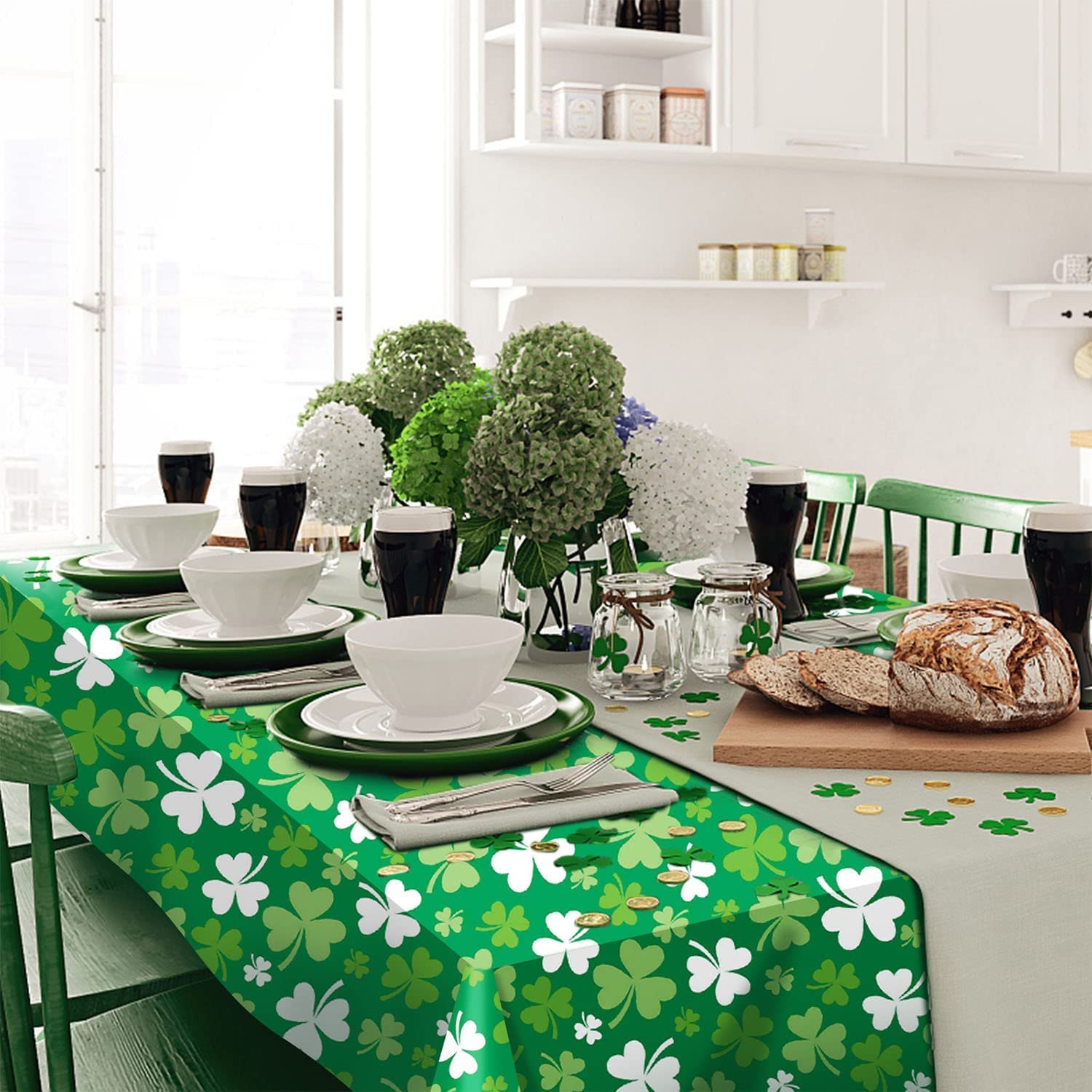 Nappes Jetables Saint-Patrick - Lot De 3 - 274x137cm - Plastique Imperméable - Motif Trèfles - Vert