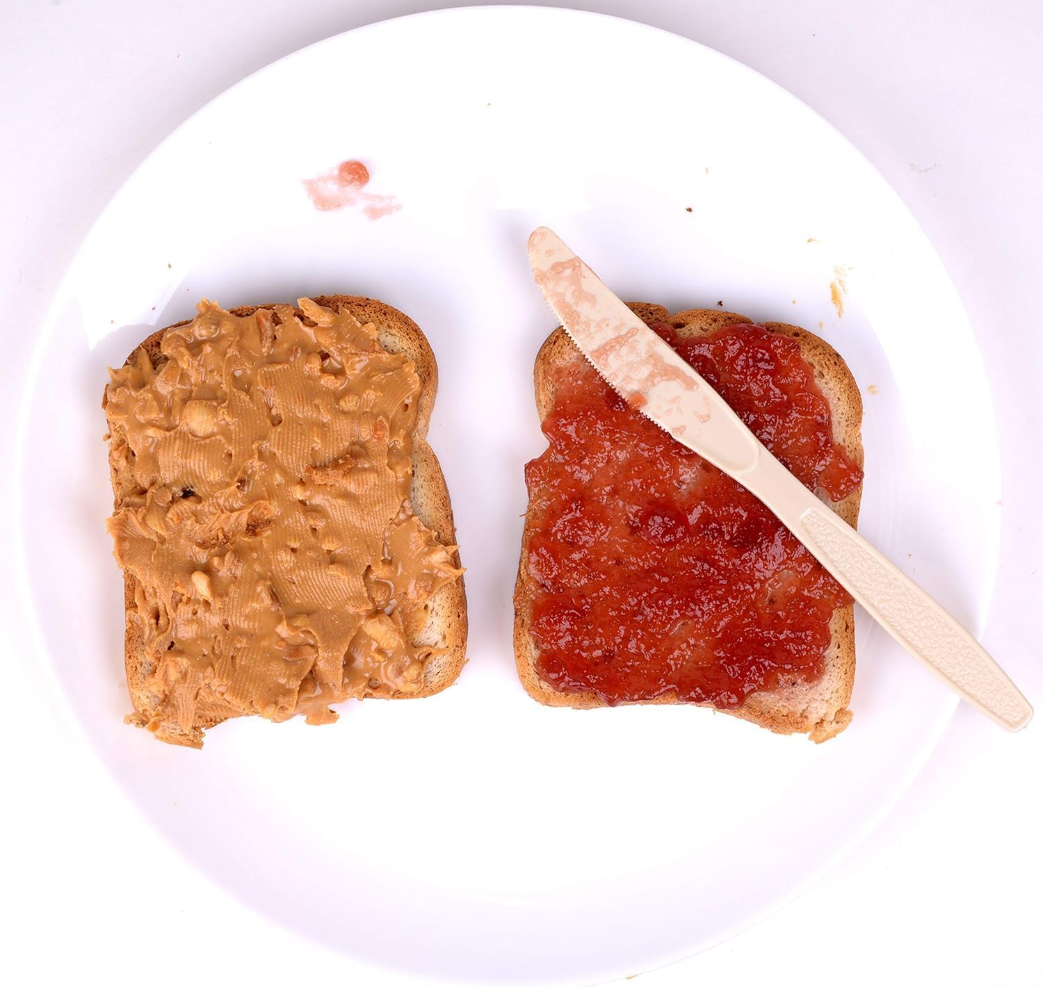 Daxwell Plastic Knives, Heavyweight Polystyrene (PS), Champagne, A10001001 (Case of 1,000)