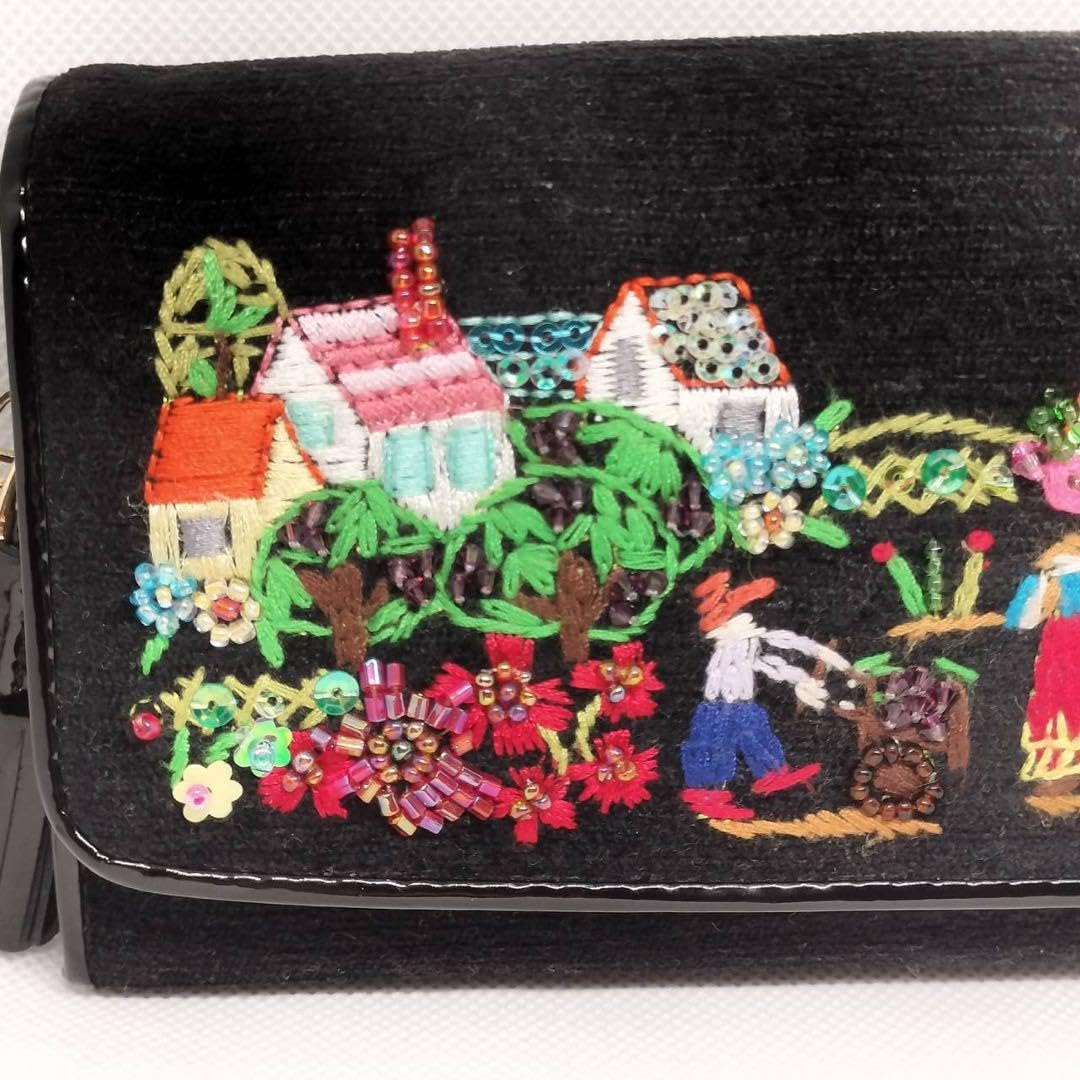 Amazon.co.jp: シンクビー ホイダラホッホ フレンチ刺繍の長財布 