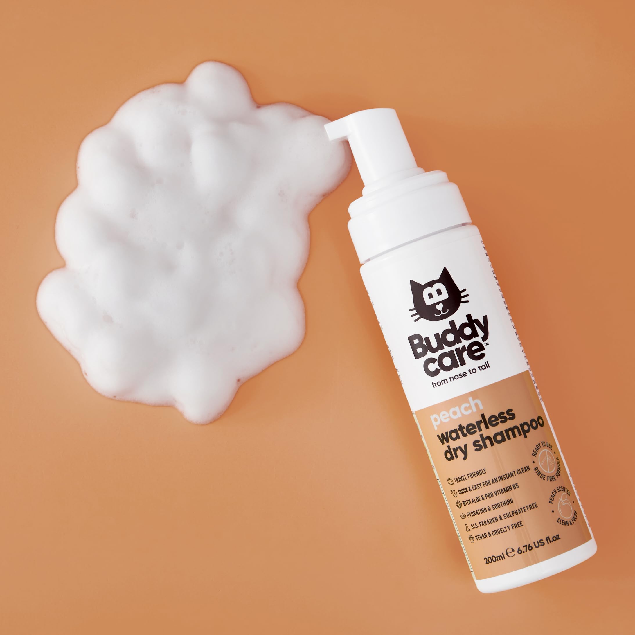 Shampooing Sec sans Rinçage pour Chat à la Pêche par Buddycare | Shampooing Nettoyant en Profondeur pour Chats | Parfum Frais | avec Aloe Vera et Pro-Vitamine B5 (200ml)