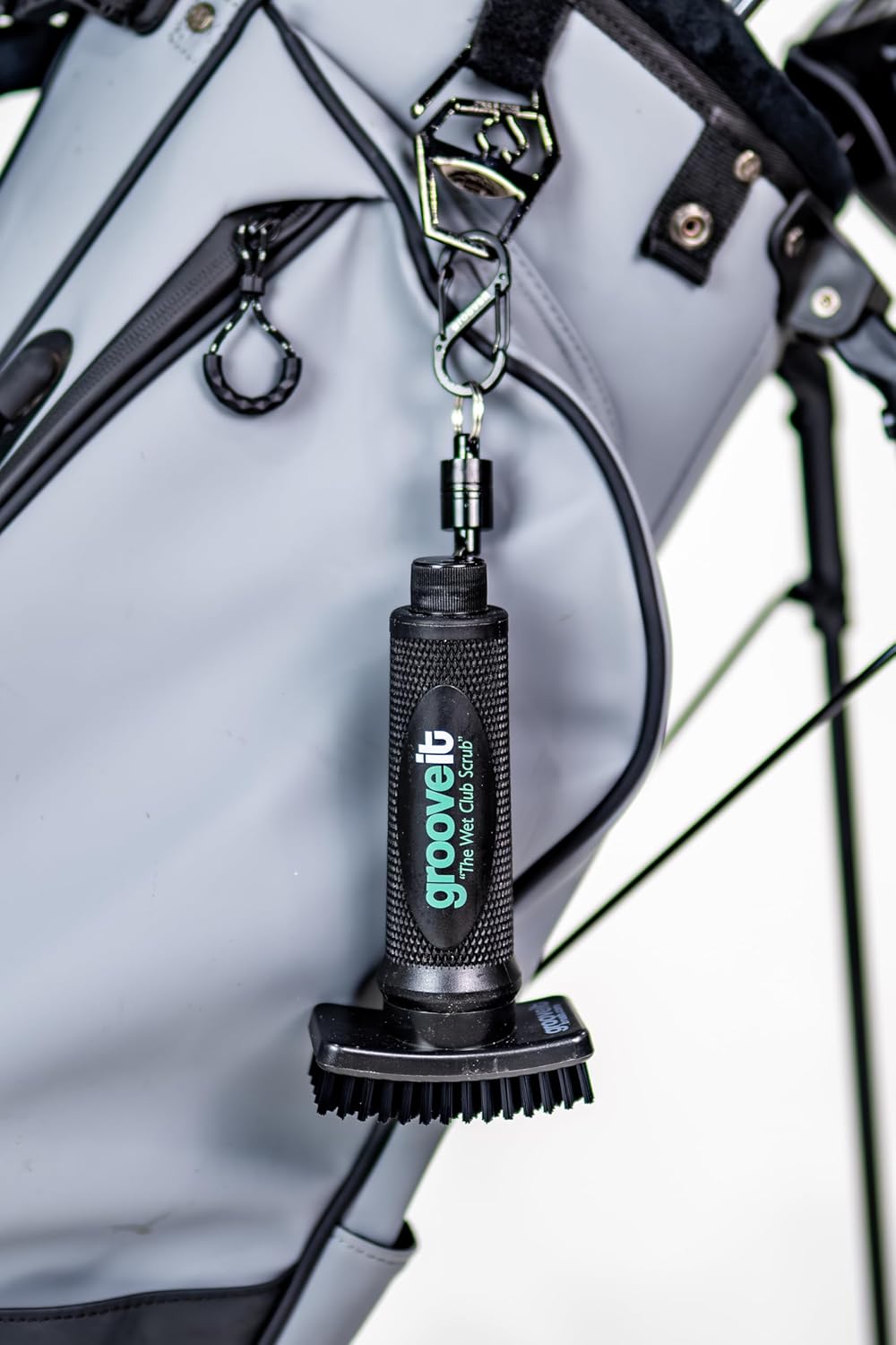Grooveit The Wet Club Scrub Golf Water Brush - 3 Year Warranty - Anti-Leak Design - Magnetic Brush with Nylon-Bristle Head - Patented Pump for Easy Cleaning - Wide Cleaning Coverage - Long Lasting - Image 5