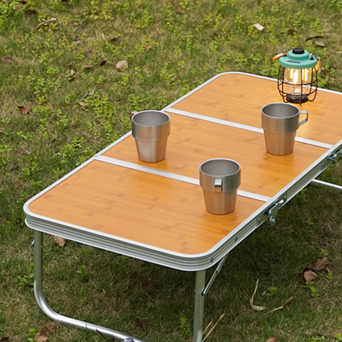 INOOMP Tavolo da Campeggio Pieghevole Leggero in Alluminio e Bambù Manico Portatile per Picnic e Escursionismo All'aperto