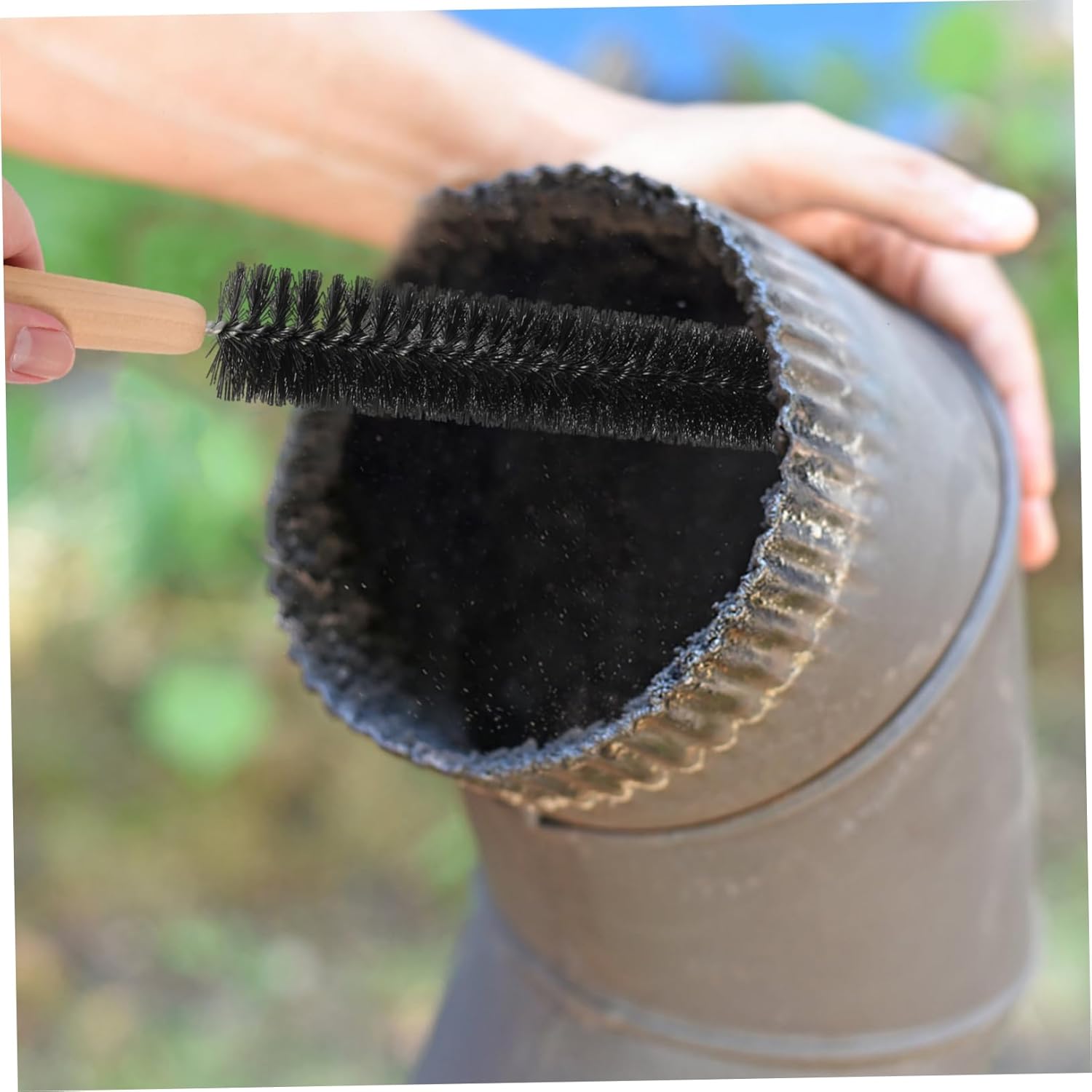 1Set Chimney Cleaner Brush with Flexible Rods for Efficient Dryer Vent and Fireplace Cleaning for Soot and Ash Removal