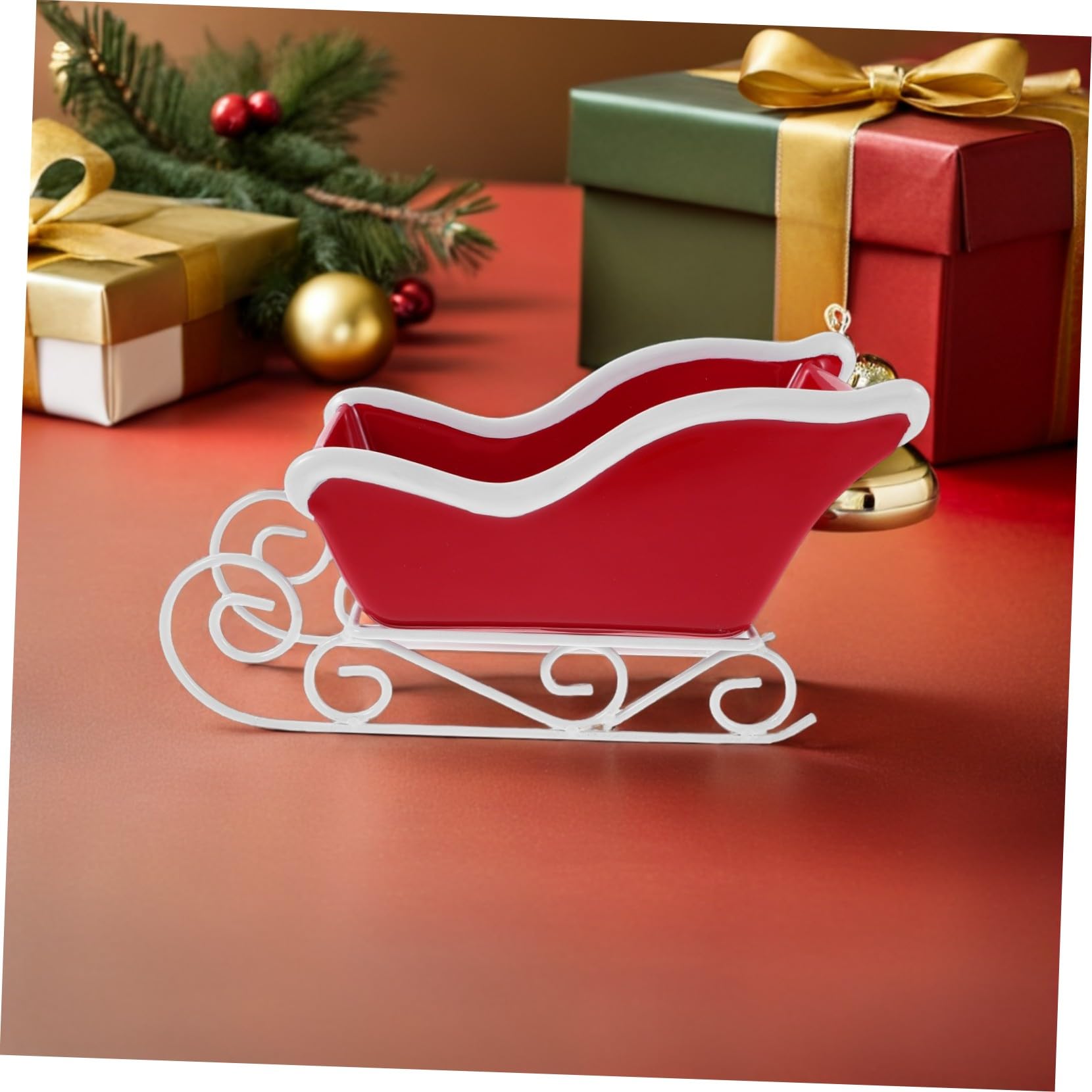 Vintage Weihnachts-Schlitten Deko mit Rotem und Sockel Wetterfeste Weihnachtsdekoration für Tisch und Arbeitsplatz Festlicher Schlitten für Geschenkpräsentation und DIY-basteln