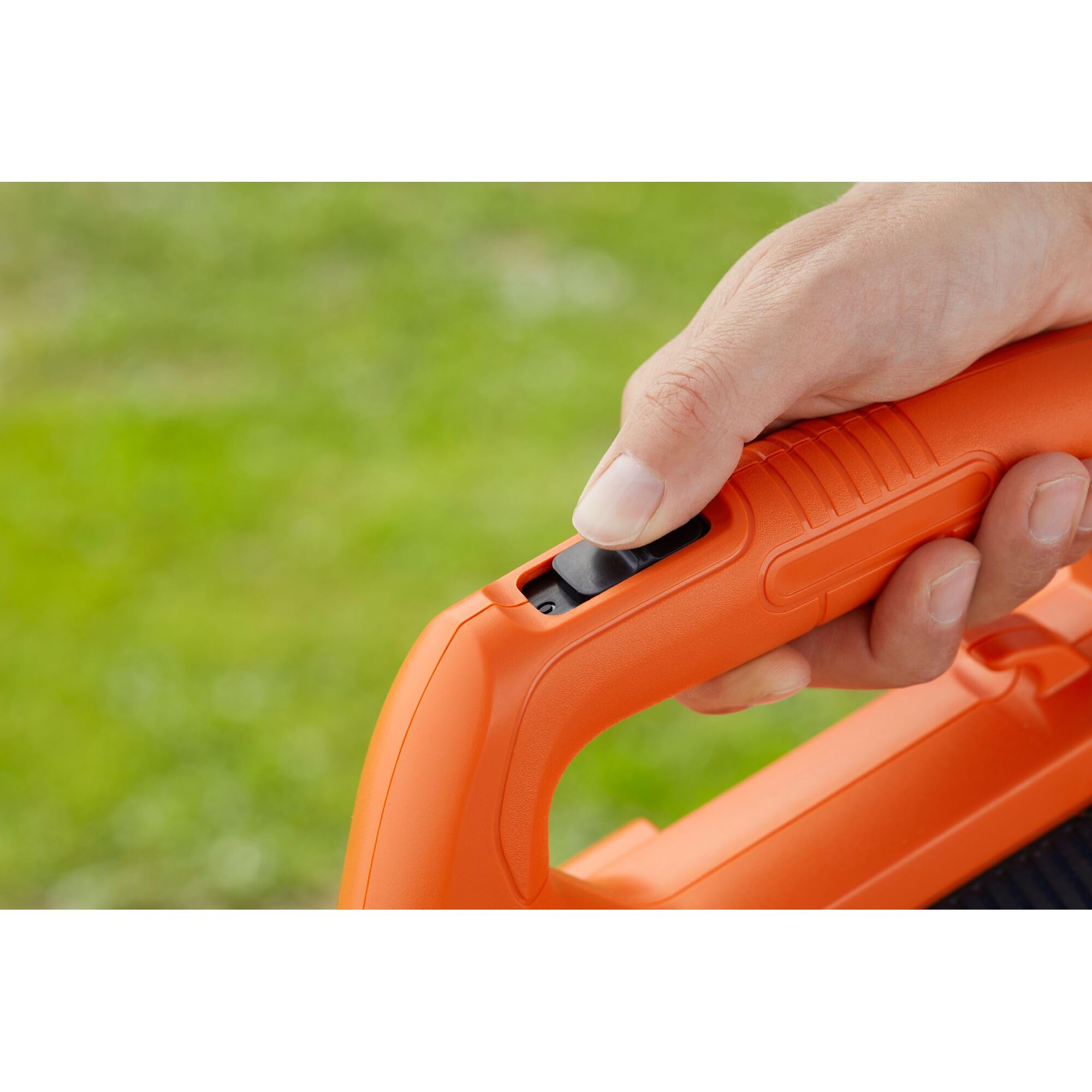 BLACK+DECKER Soplador de Hojas Axial 1.850W, Velocidad de Soplado 225 km/h, Volumen de Soplado 12.5 m³/min, Ventilador Axial Diseño Ligero y Compacto, BEBL185-QS