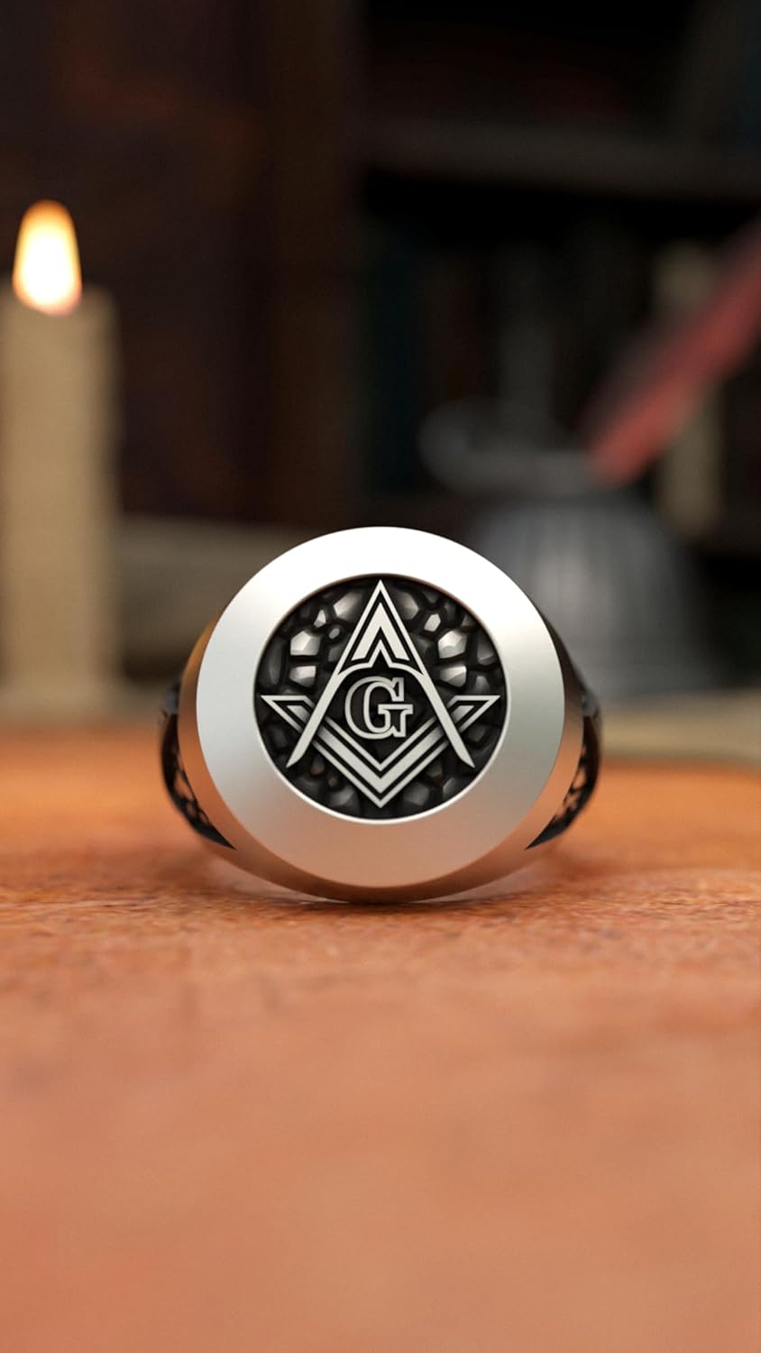 Elegant 925 Sterling Silver Masonic Signet Ring - Handcrafted Freemason Symbol Jewelry