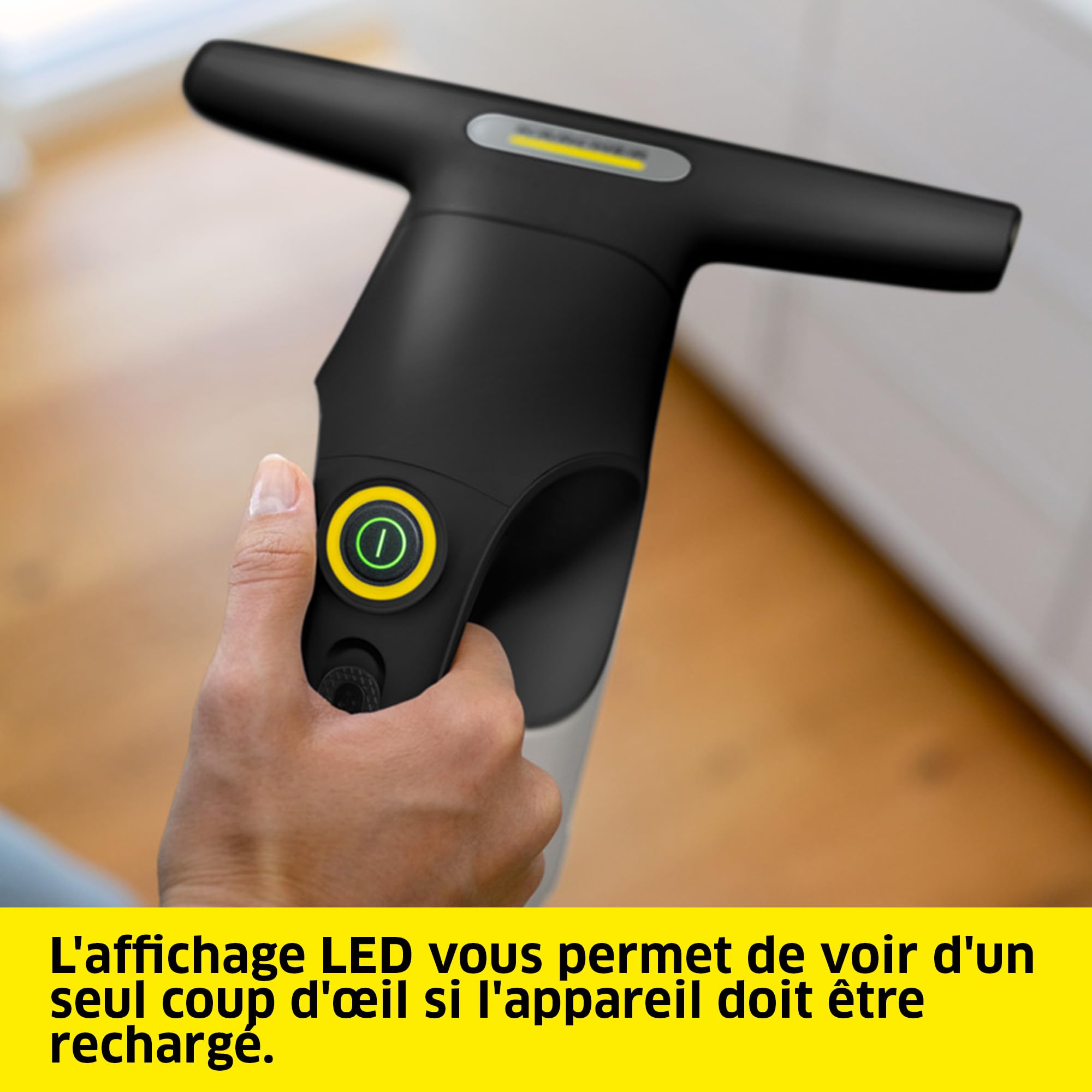 Kärcher nettoyeur de vitres sans fil WV 1 Compact Care Extra+ Black, autonomie : 25 min, réservoir : 100 ml, poids : 0,5 kg, pulvérisateur avec bonnette en microfibres, nettoyant pour vitres (500 ml)