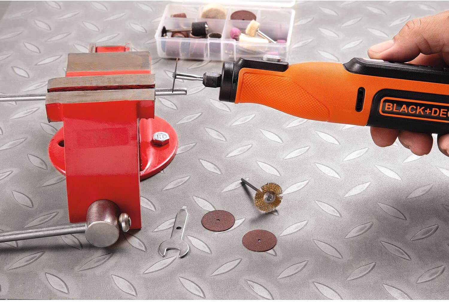 BLACK+DECKER BCRT8IK-XJ Rotary Multifunction 7.2 V, 1.5 Ah, 53 Accessories in Case, 7.2 V