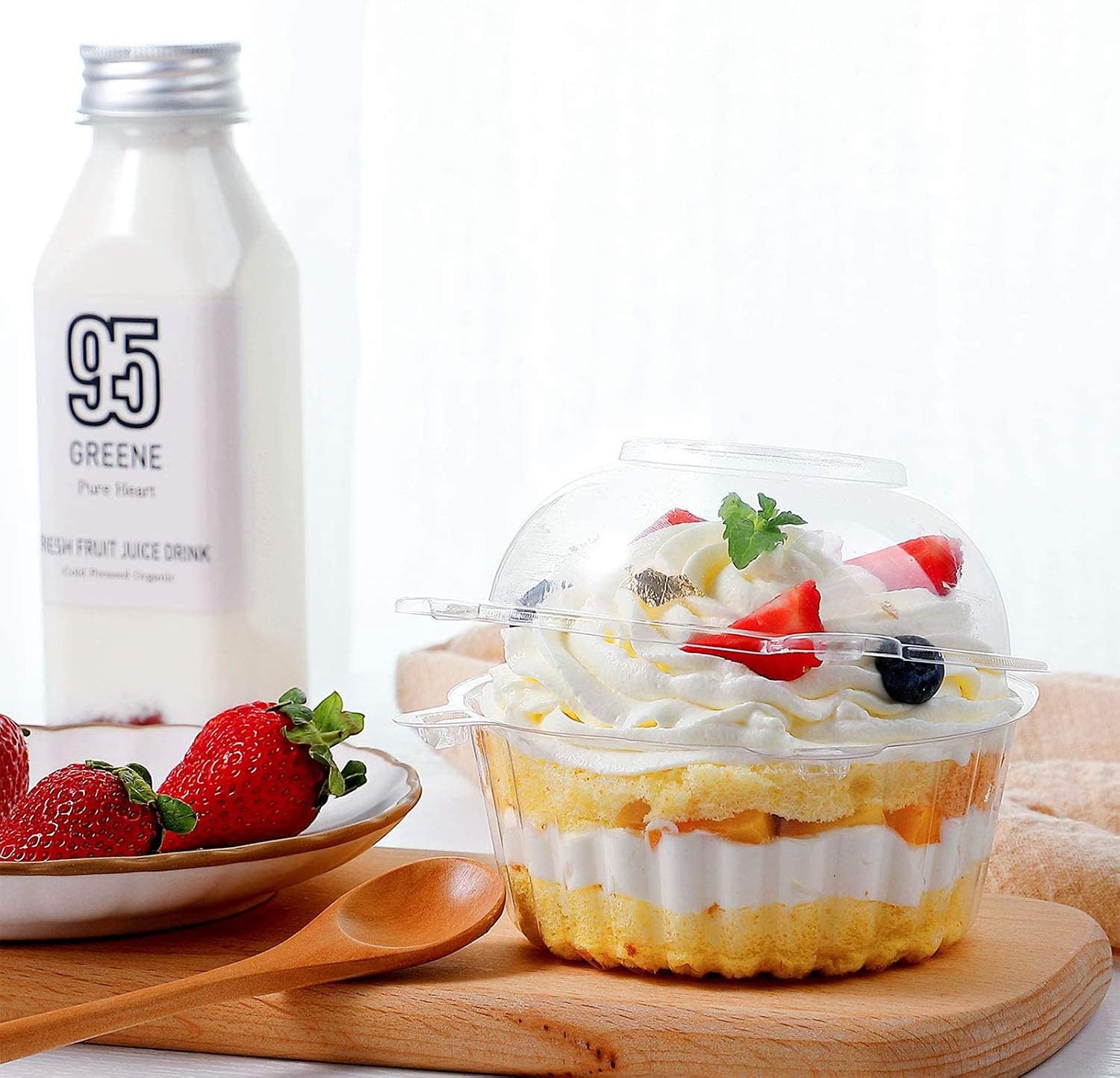 WeTop Plastic Single Individual Cupcake Containers, Clear Dome Box for Sandwich Hamburgers Fruit Salad Party Favor Cake Holder Muffin Case Cups Pod (Pack of 50)