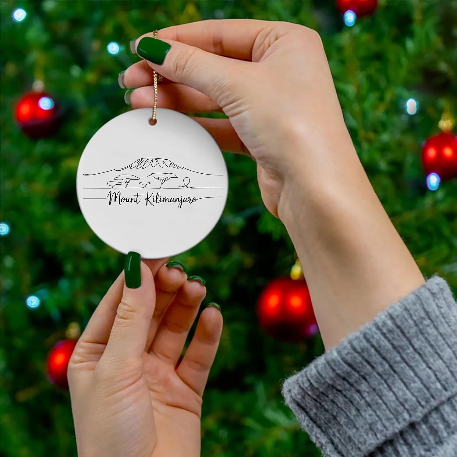 Mount Kilimanjaro_3 – Ceramic Christmas Ornament – Minimalist Line Art Travel Keepsake – Personalized Destination Ornament with Custom Name – Elegant Souvenir 2025 D8MFN2 image 5