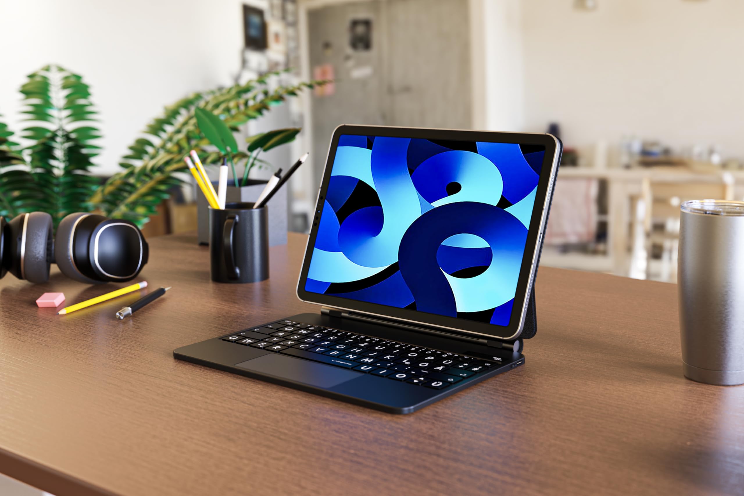 Deutsche Tastatur für iPad 10,9 2022-10. Gen (A2696/A2777/A2757) mit großen beleuchteten Buchstaben, für Senioren, Kinder & Sehbehinderte, Multi-Touch Trackpad | SCHWARZ | MAGIO-DG823