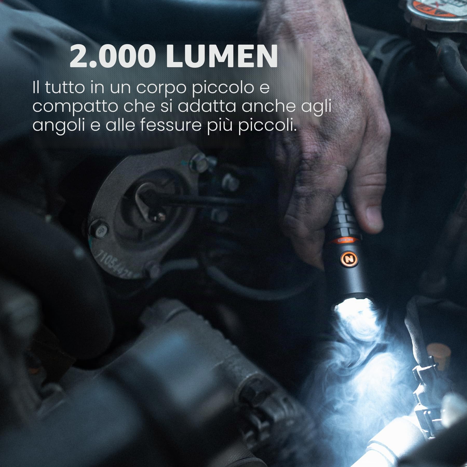 NEBO Torchy 2K - Torcia Tascabile e Luce da Lavoro - Torcia da Campeggio Ricaricabile USB-C - Con 5 Modalità di Illuminazione - Fino a 30 Ore di Utilizzo,Nero