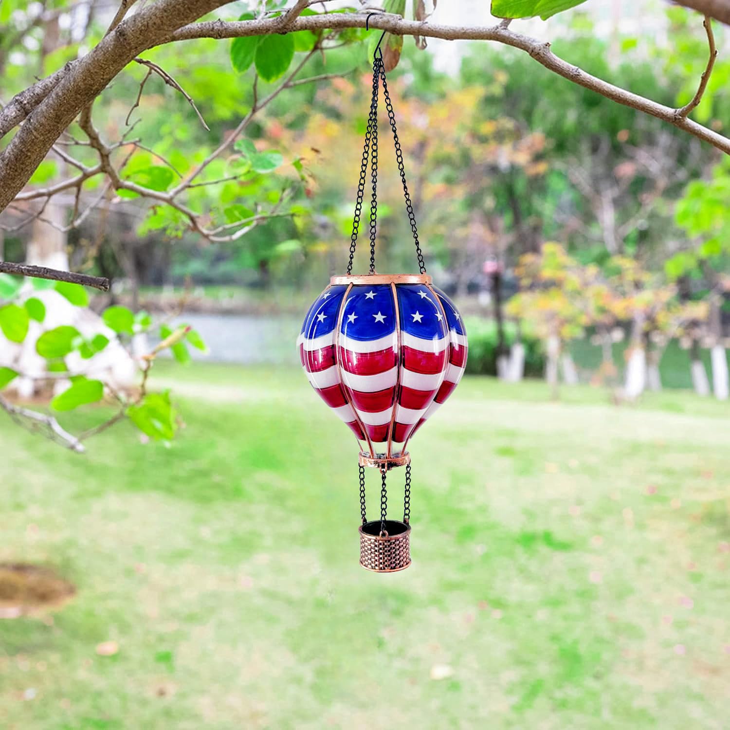 Solar Hot Air Balloon Lantern: American Flag Flickering Flame, Waterproof, Ideal Gift for Mom, Grandma & Women's Birthday - Perfect for Lawn, Patio, Porch, Tree Décor; Thoughtful Garden Ornament