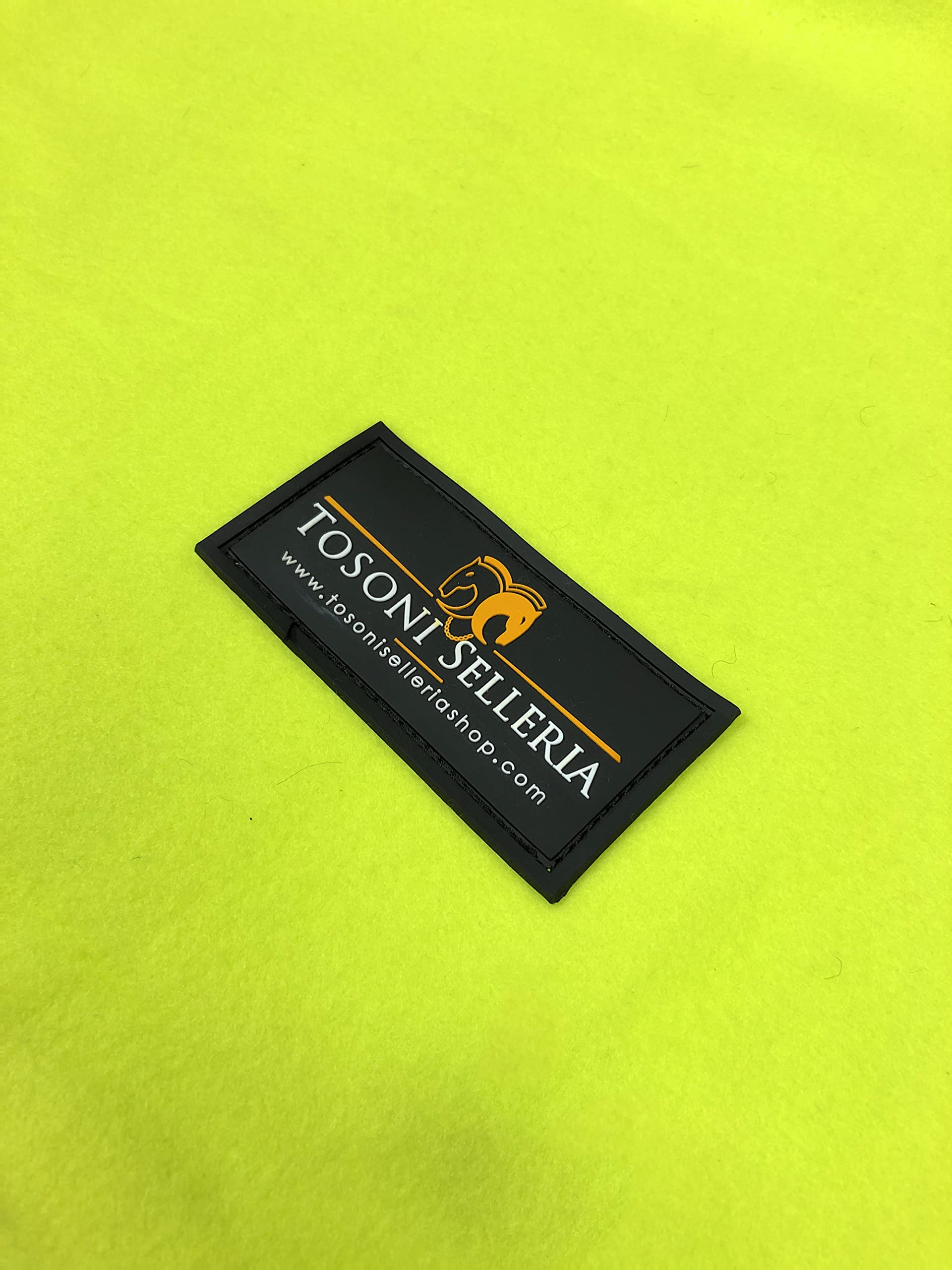 Horses, Manta Polar Para Caballos, Modelo Basic, Suave y Confortable, Ideal Para Transporte y Después del Trabajo (amarillo canarino - 135 cm)