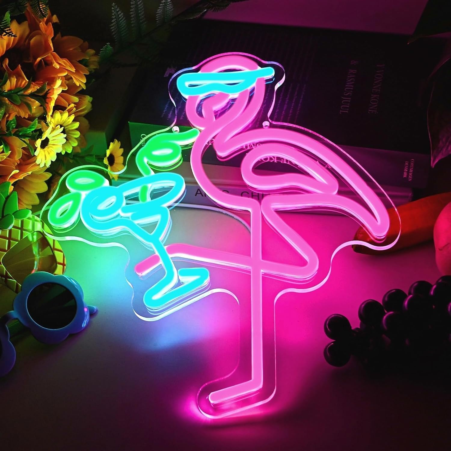 Drink LED Neon Sign Flamingos Cocktail Dimmable Sign for Wall Decor Light Up Sign USB Adjustable Brightness Animal Neon Light for Living Room Bars Pub Club Gatherings Art Wall Decor