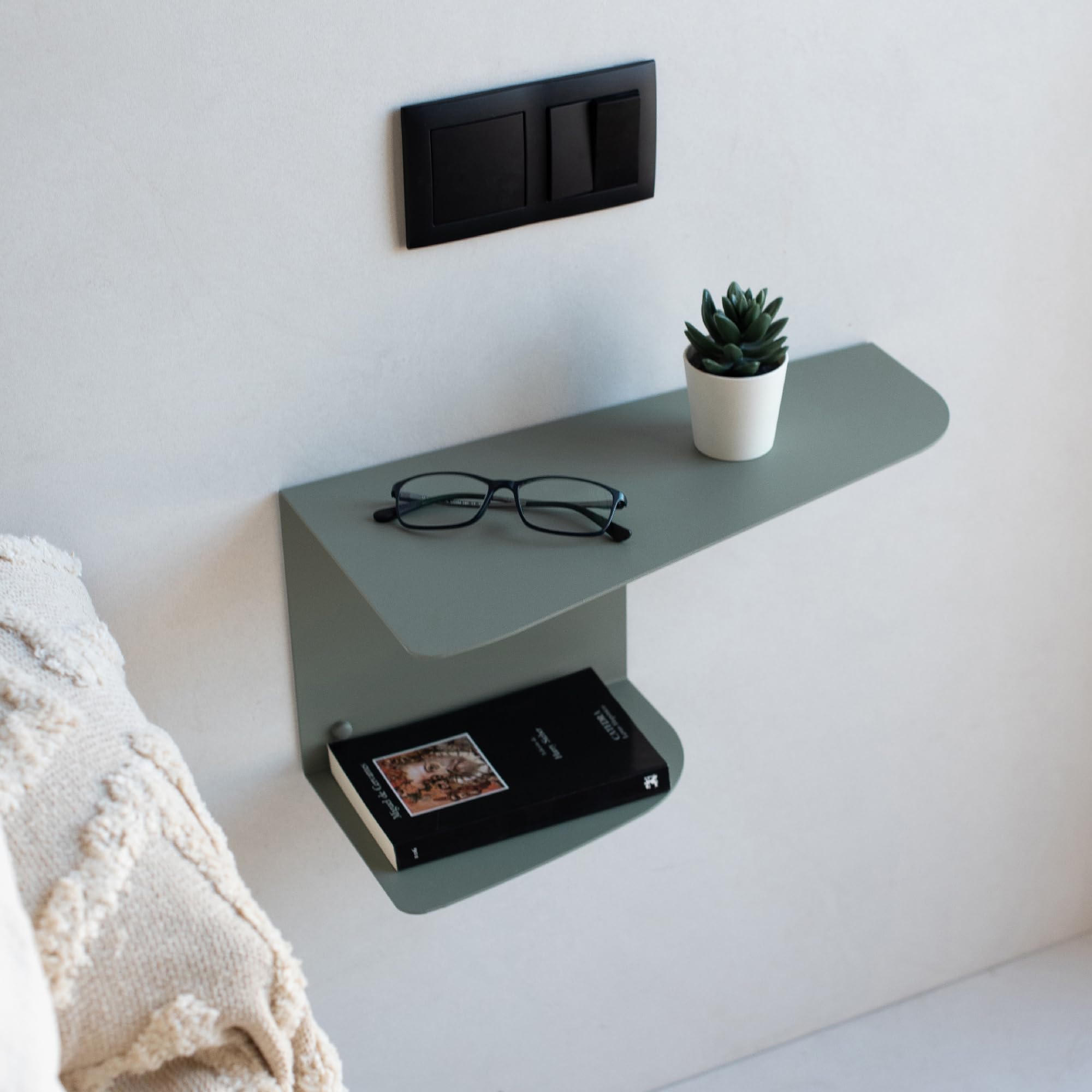 MILUKA Set de 2 mesillas de Noche estrechas de Color Verde | Cada mesilla de Noche Flotante es de 40 x 20 cm | Mesitas de Noche Colgantes metálicas Ideales para el Dormitorio.