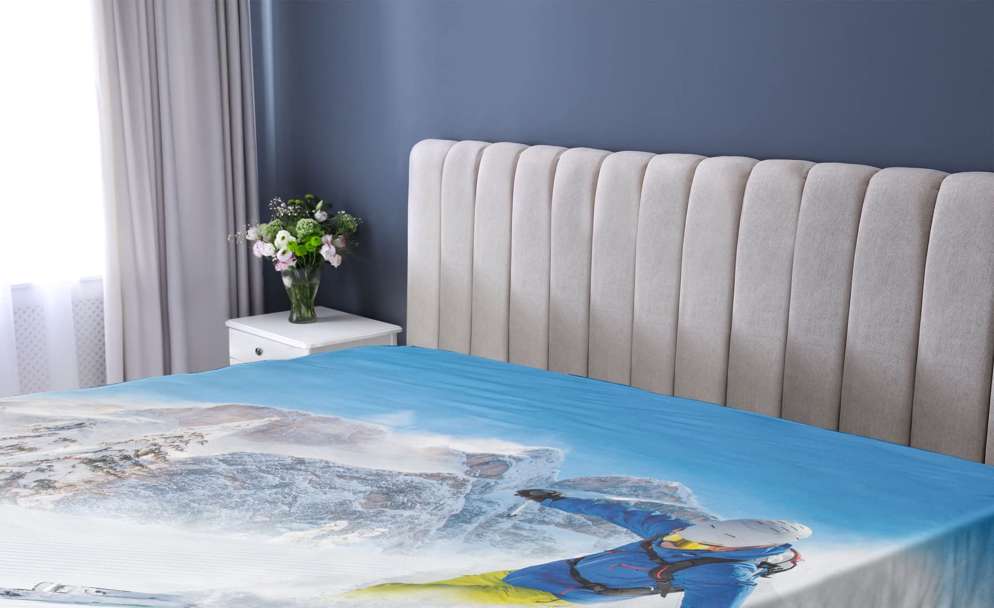 Ambesonne Winter Fitted Sheet, Skier Skiing Downhill in High Mountains Extreme Winter Sports Hobby Activity, Bed Cover with All-Round Elastic Pocket for Comfort, California King, Aqua White