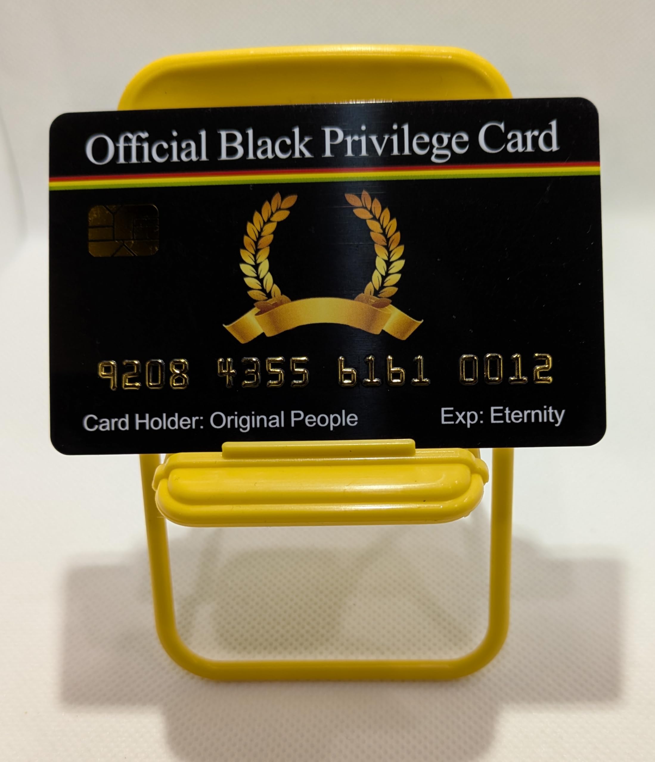 Amazon.com: Aromabug Black Privilege Official Card 8 Pack, Raised