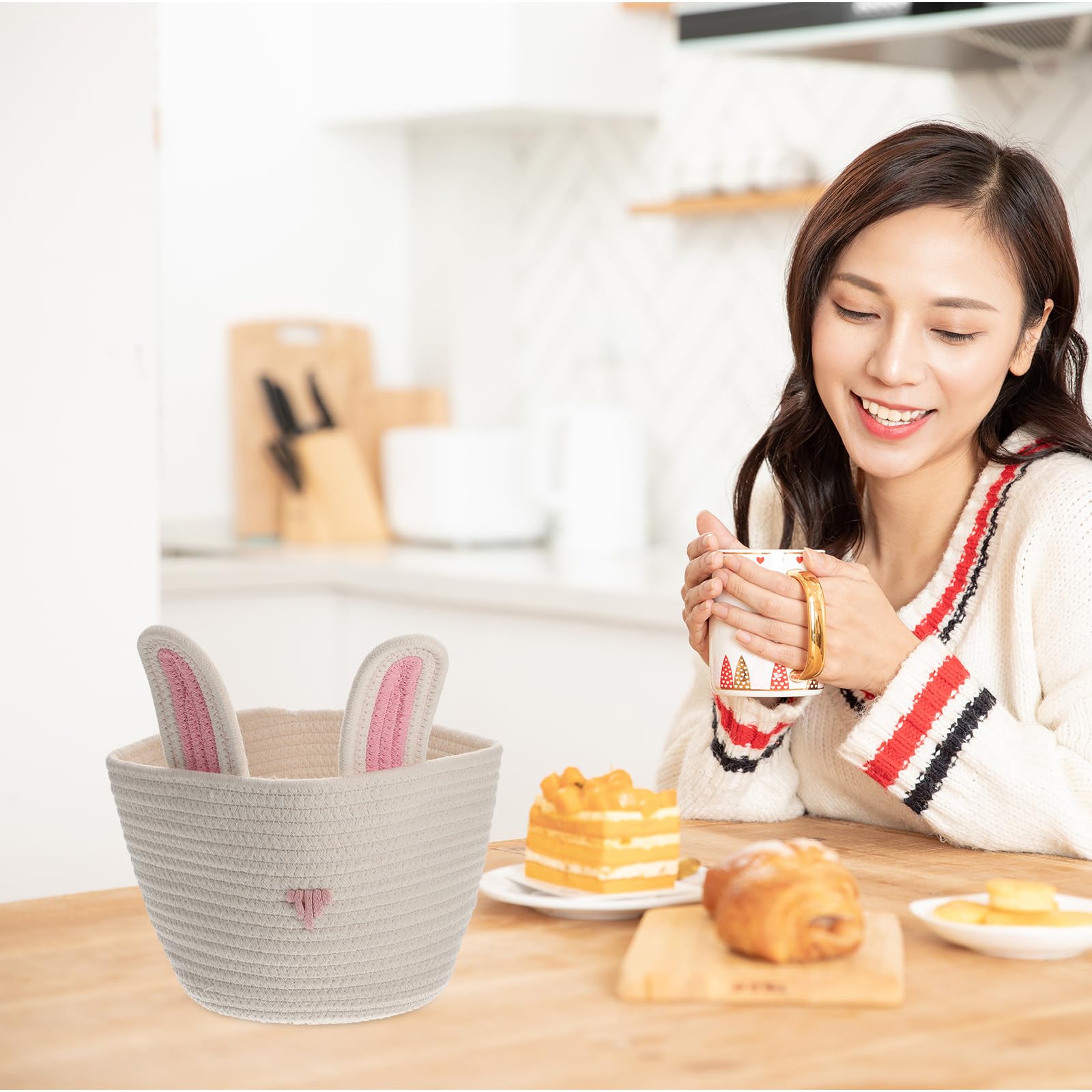PRETYZOOM Easter Baskets for Kid, Woven Rope Storage Basket with Bunny Ear, Small Desktop Organizer, Bunny Easter Basket for Eggs, Party Favors (24x24x26.5cm)