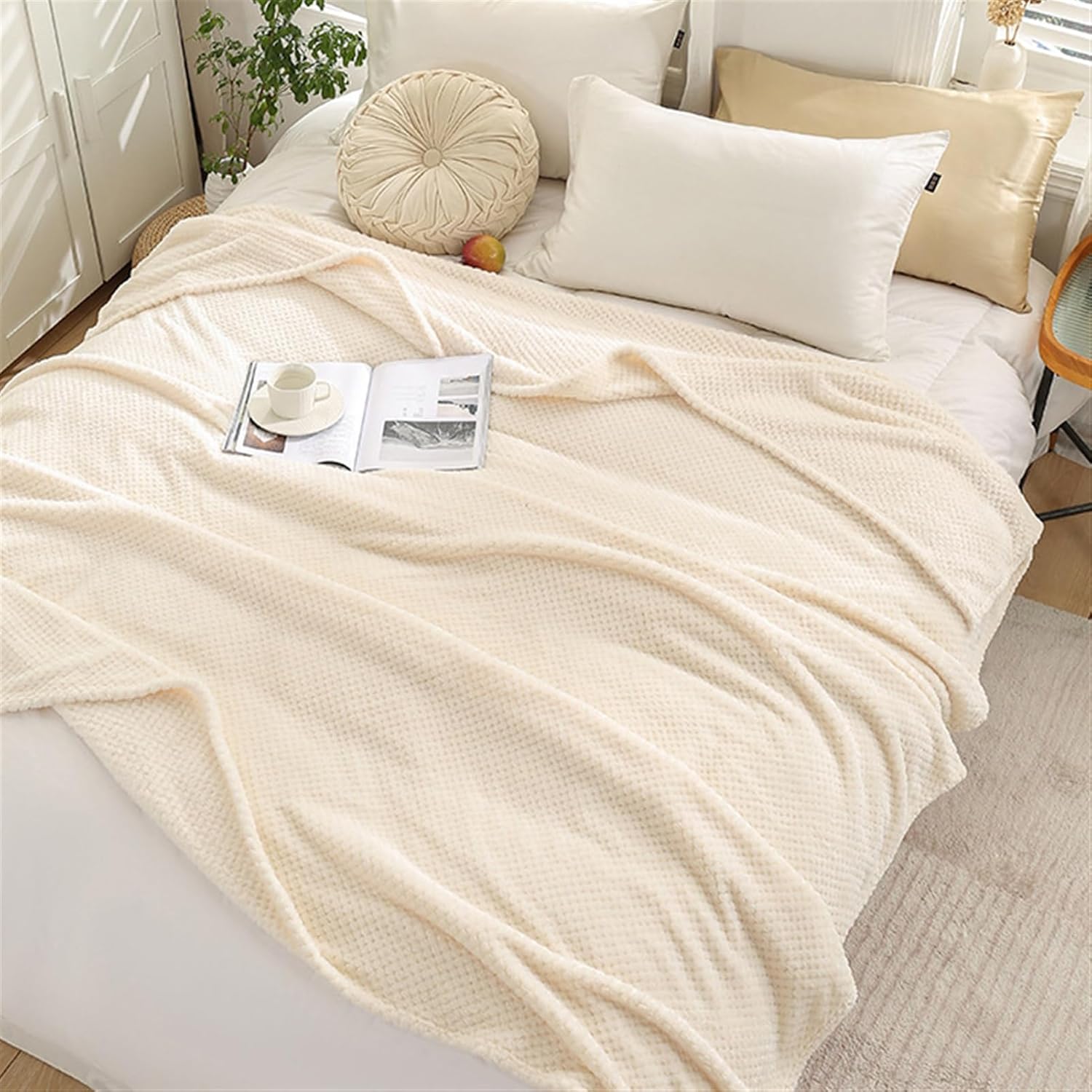 GIBZ Throw Blanket Sofa Solid Colour Pineapple Lattice Sleeping Blankets Beibei Velvet Multi-Size Soft Warm Throws for Bed Couch Light Green 180x200cm