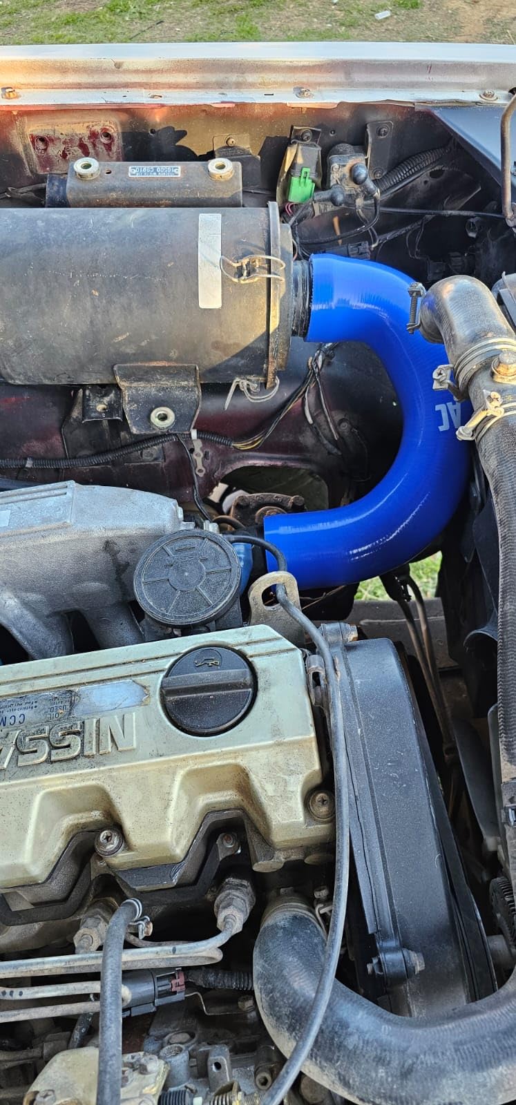 Manguito admision compatible con Nissan Patrol 260 RD28T silicona reforzada de 5mm y 4 capas, hechos a medida para RD28T (Azul)