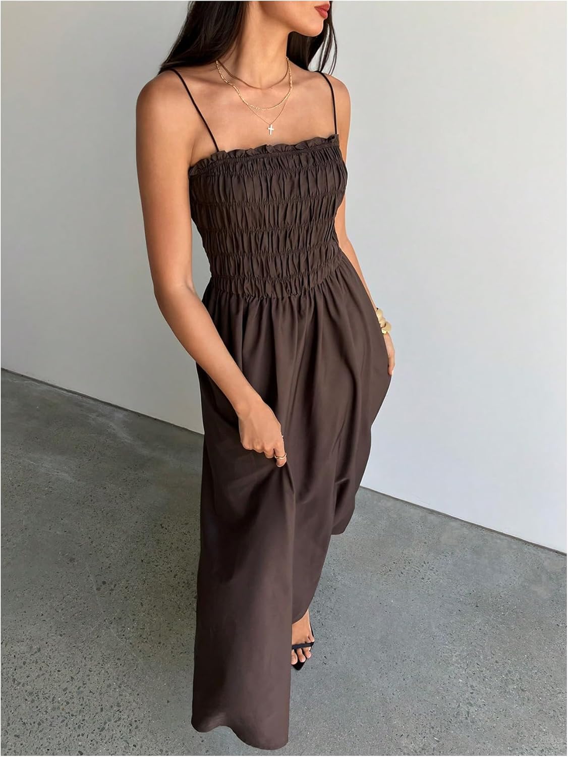 Floerns Women's Summer Long Dresses Spaghetti Strap Shirred Flared Hem Prom Cami Dresses - Image 4