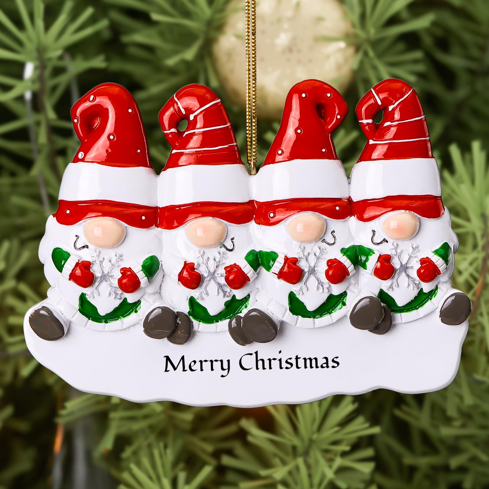 Gnomes en feutrine et laine : lot de 4 nains de Noël suspendus aux finitions artisanales soignées