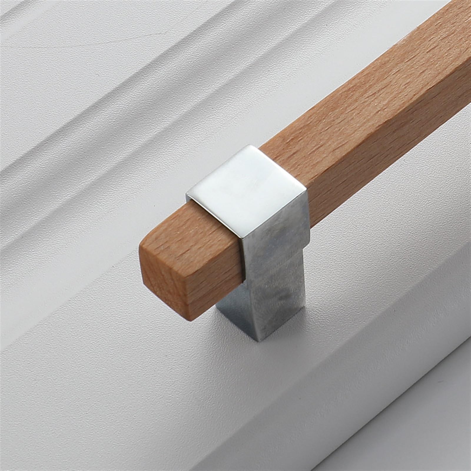 Poignées en bois pour meubles C-Bright silver entraxe 192mm pour tiroir