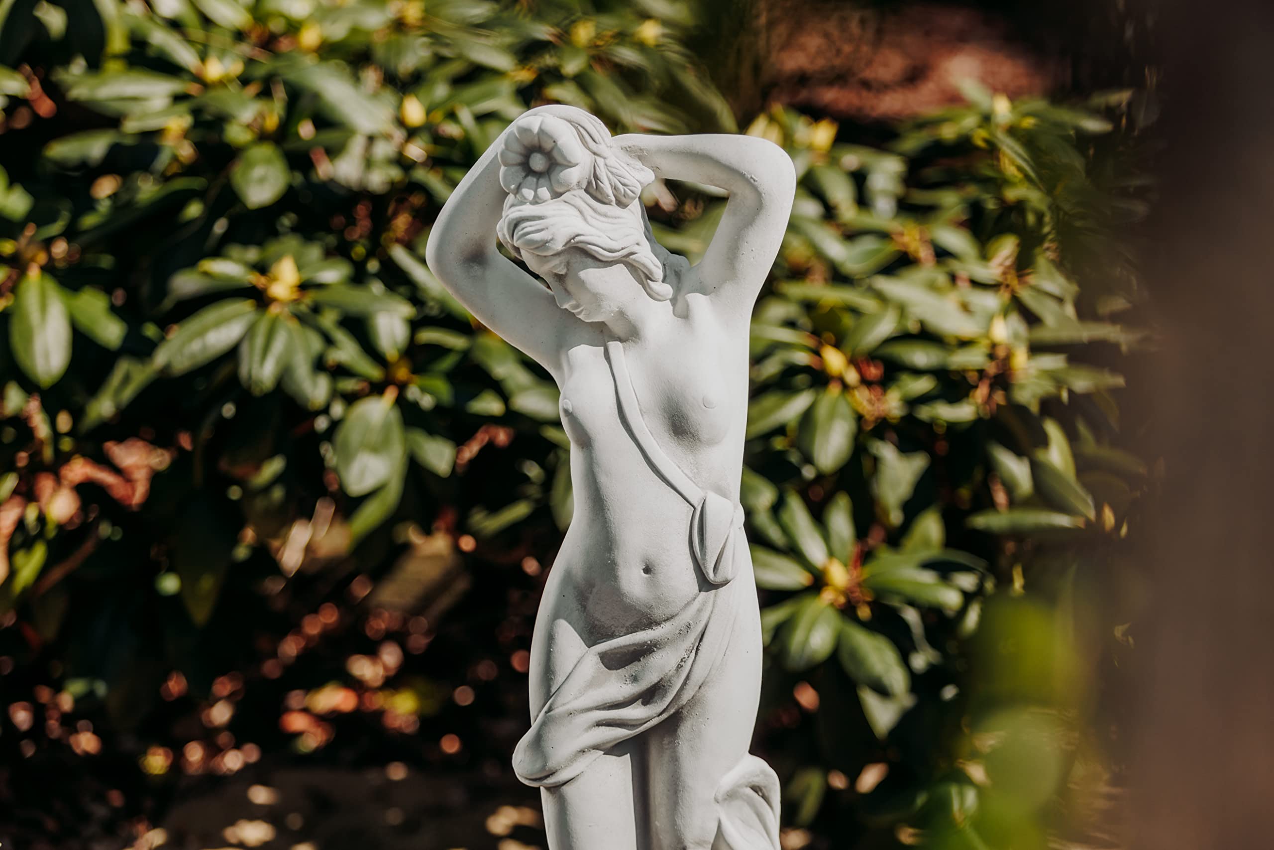 gartendekoparadies.de Erotische Frauen-Statue, Steinfigur, H. 84 cm, 28 kg, Grau, frostsicher aus Steinguss für Außenbereich