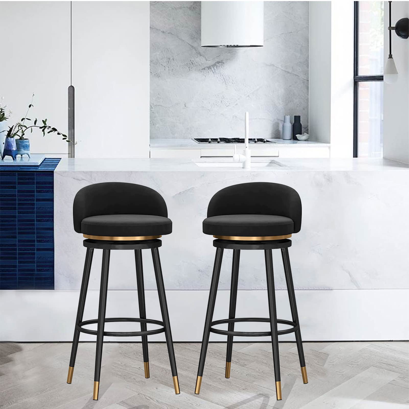 Chaises de salle à manger en velours et métal haut de gamme