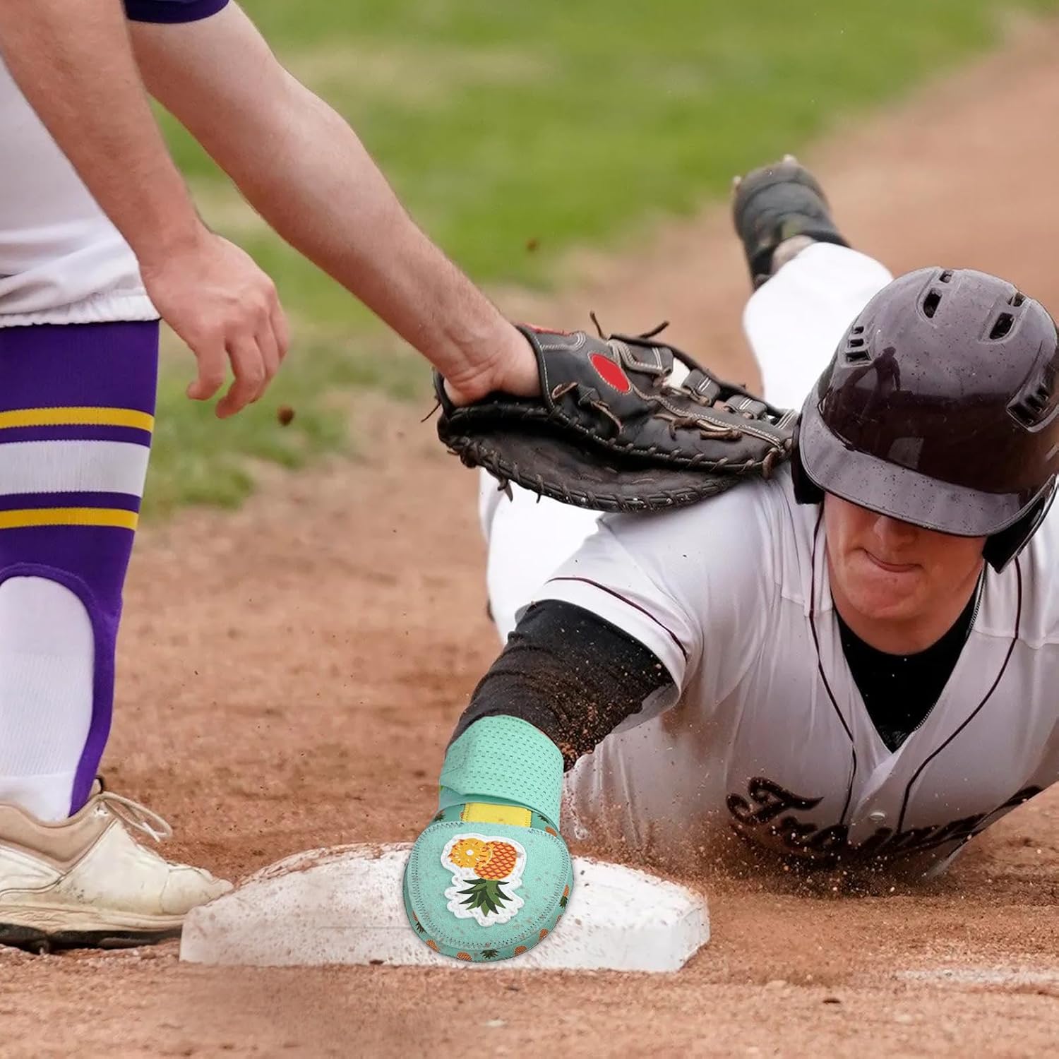 Gracfulcub Baseball Sliding Mitt, Baseball Glove Softball Guard, Ergonomic Design Protecting Fingers for Basic Base Running (Pineapple, Adult Universal)