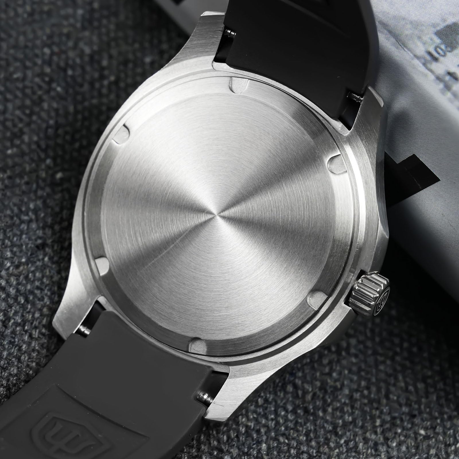 Watchdives – Montre de terrain pour homme 38 mm – WD008 VH31 – Quartz à balayage lisse, cristal saphir, lumineuse, résistante à l'eau jusqu'à 100 m, montre décontractée pour tous les jours