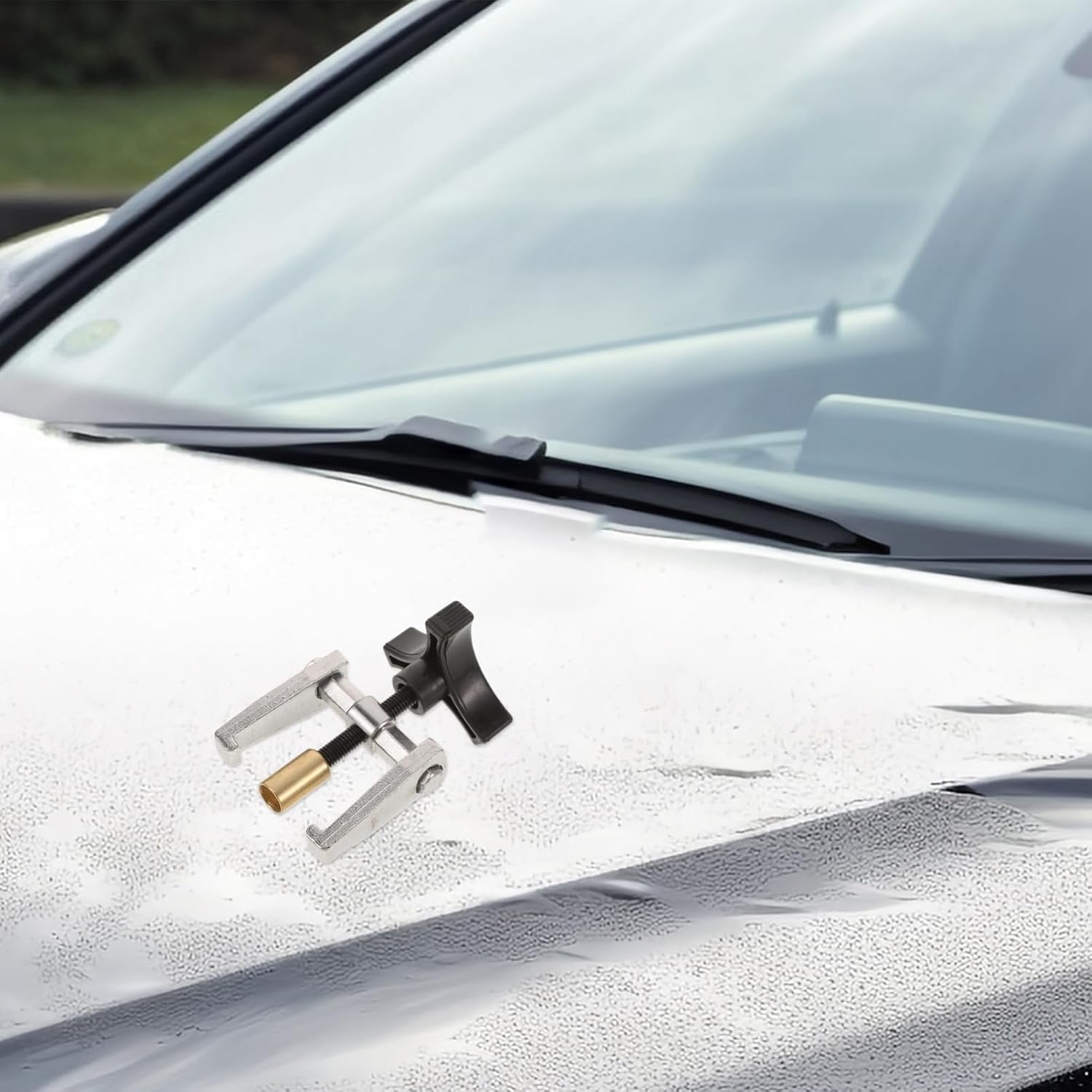 Adjustable Windshield Wiper Arm Puller Tool Efficient Removal Tool for Car Wiper Arms Compatible with Various Styles for Automotive Repair and Maintenance