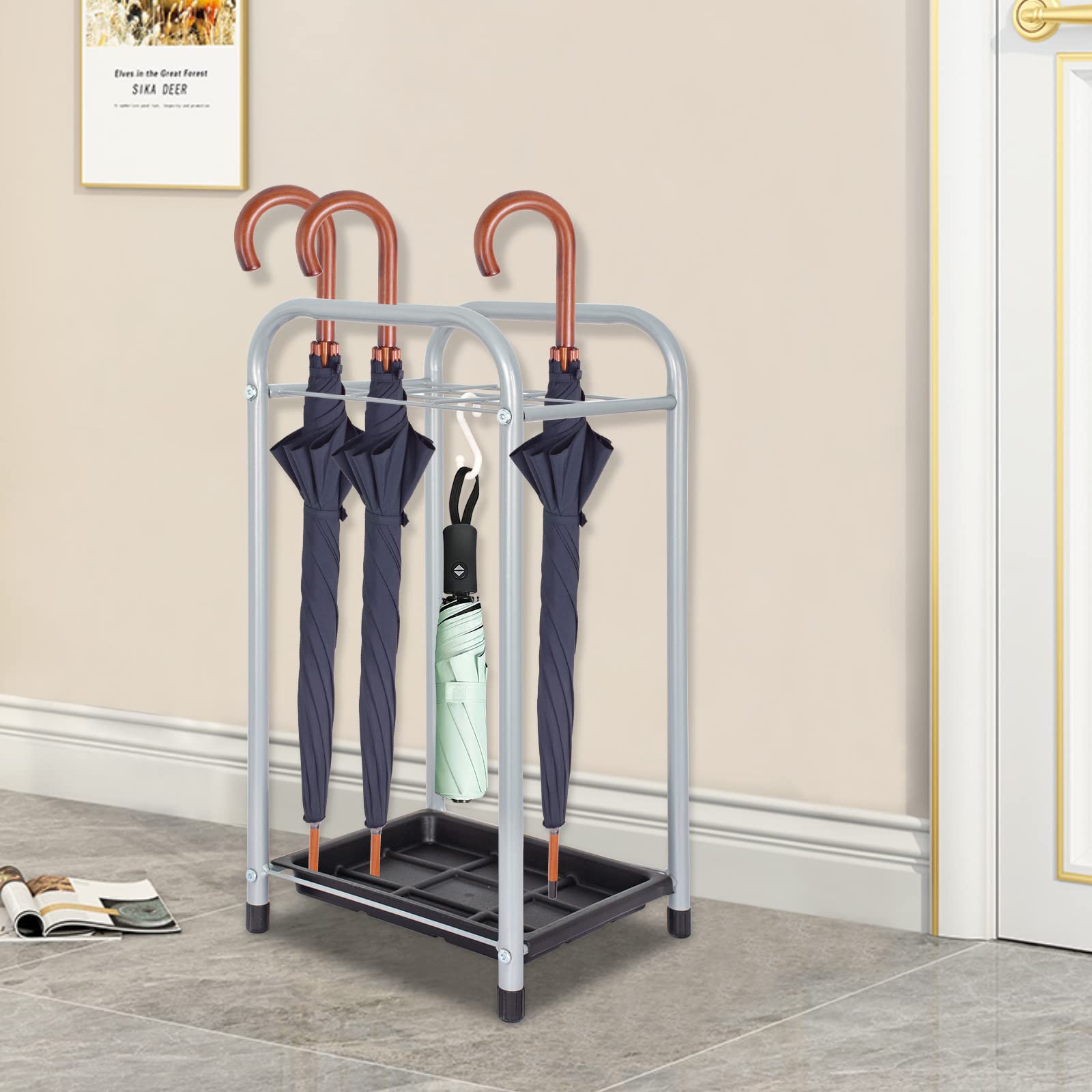 メタル製のスリムでおしゃれな傘立て、水受け皿付きで便利 メタル製のスリムでおしゃれな傘立て、水受け皿付きで便利 傘立ての