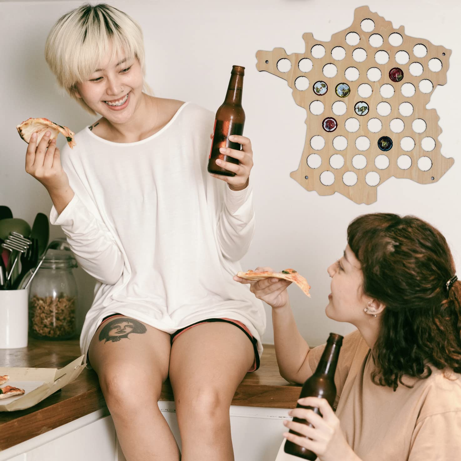 SAFE Quadro in Legno per Capsule di Champagne – 50 Alloggiamenti – 40×40 cm – Pannello da Parete con Kit di Fissaggio – Idea Regalo Collezionisti & Amanti del Vino – Decorazione Bar o Cucina