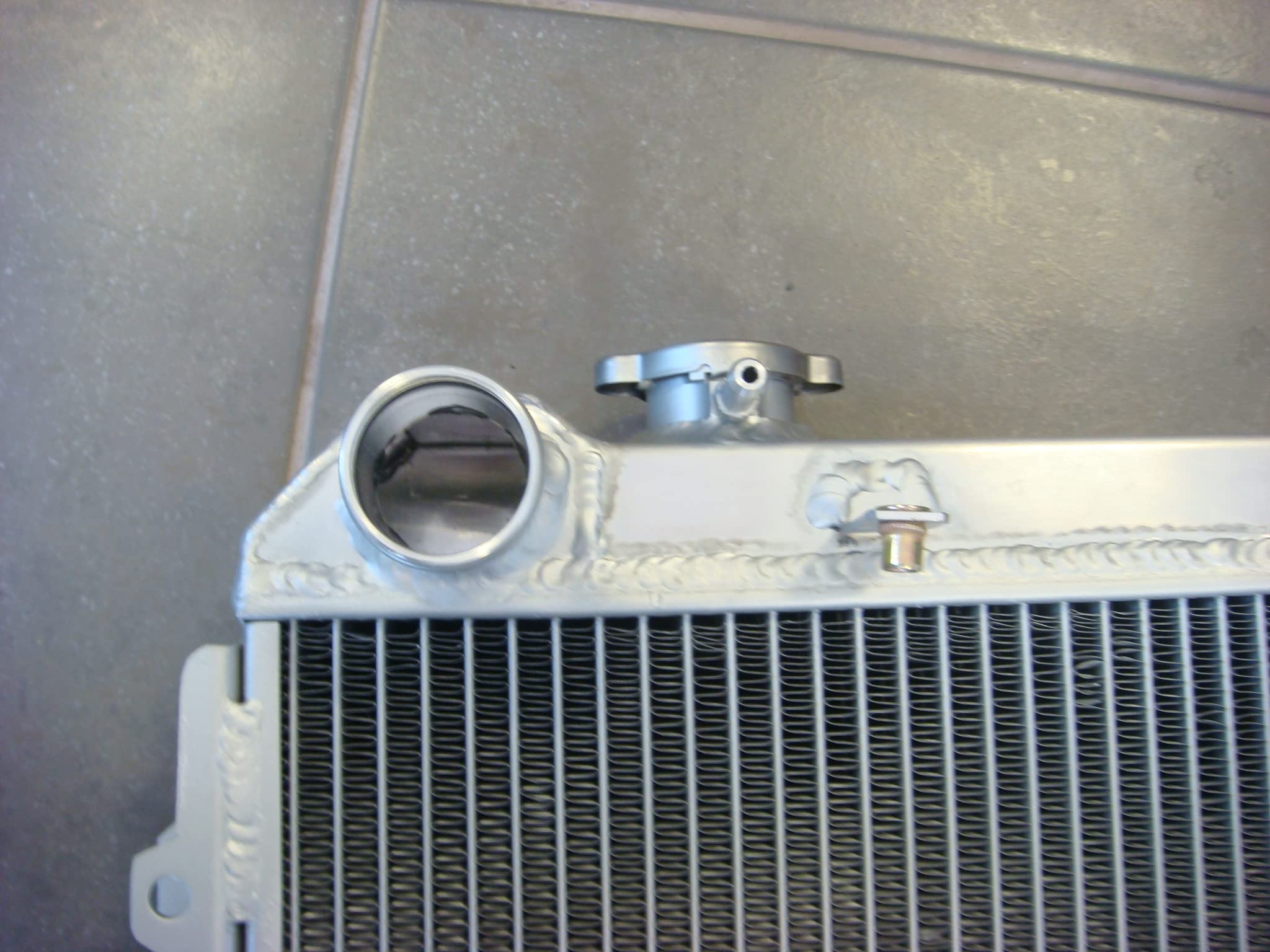 Radiatore in alluminio per TO-YO-TA 4RUNNER / HILUX SURF 3.0 TD TURBO DIESEL KZN130 AT/MT 1990 1991 1992 1993 1994 1995