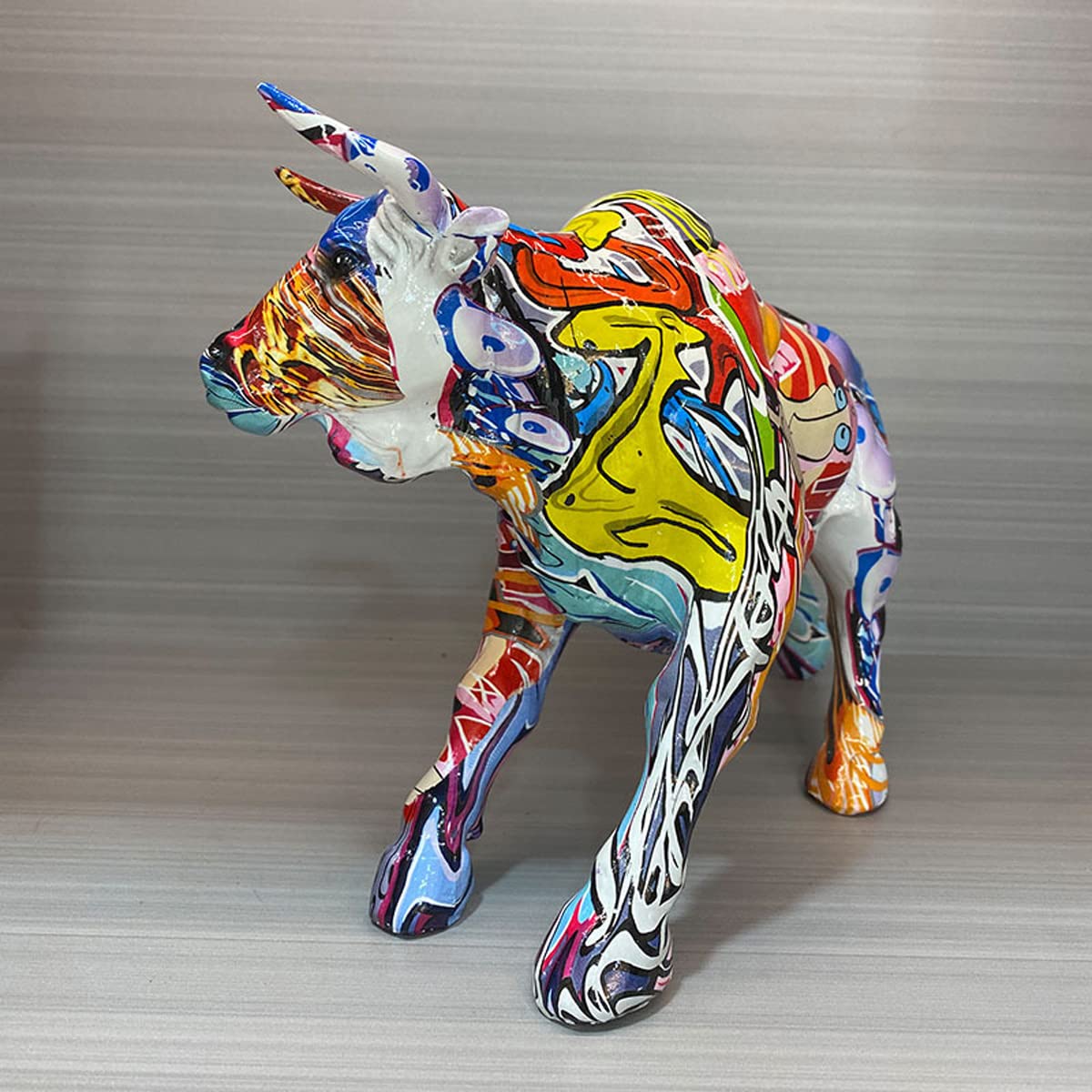 eLymwoo Statue de taureau en résine simple et créative de 27,9 cm - Cadeau moderne - Décoration d'intérieur - Chambre à coucher, salon, salle d'étude