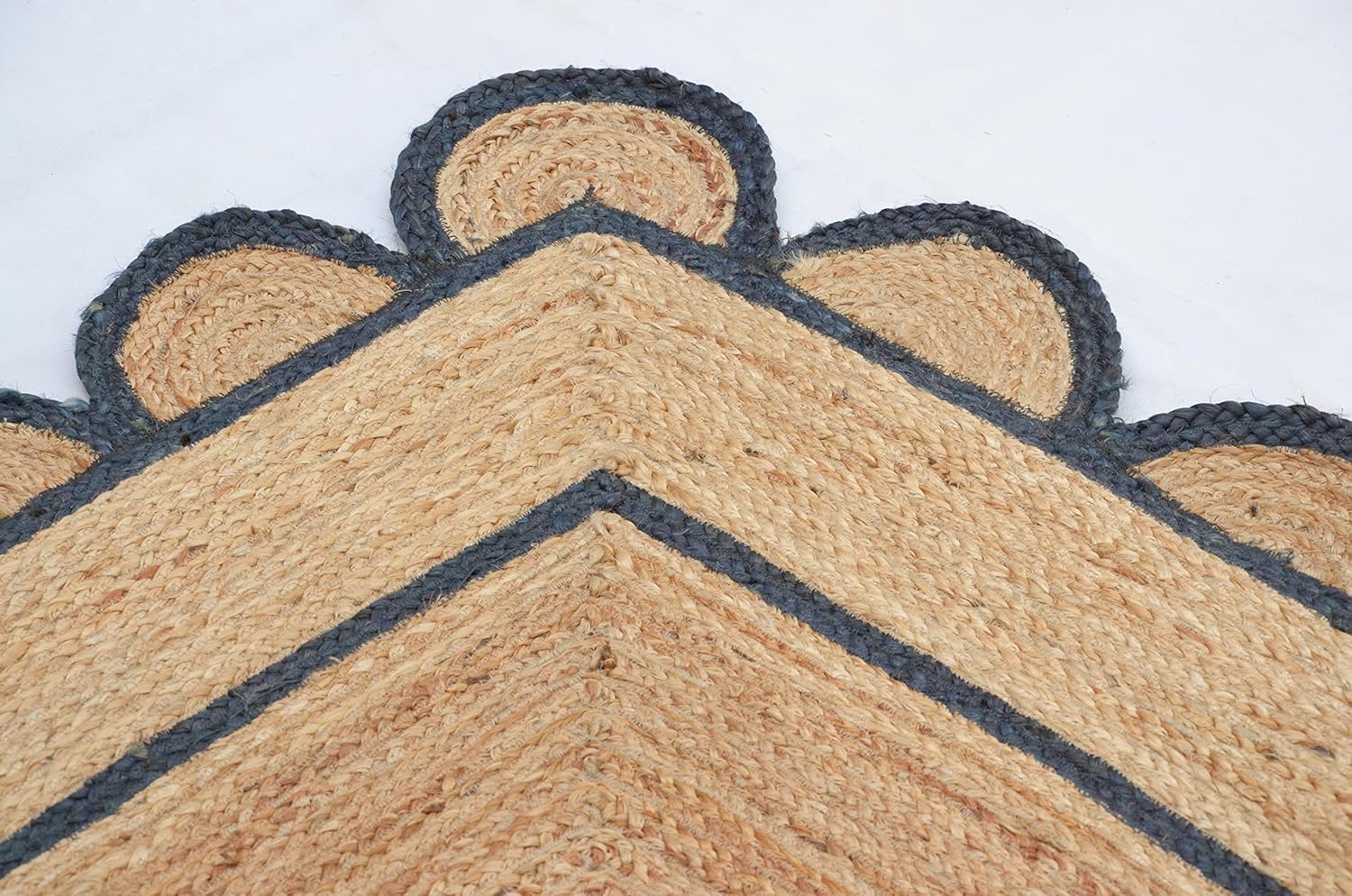 Handwoven Natural Jute Rug Braided Area Rug Nonslip & Durable Carpet with Designer Border for Home Floor Decor (Navy Blue, 10x14 Inch)