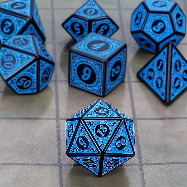 QMAY Set di dadi poliedrici DND – 7 pezzi per Dungeon and Dragons MTG RPG D&D D20, D12, D10, D%, D8, D6, D4 (incisione blu) - 5