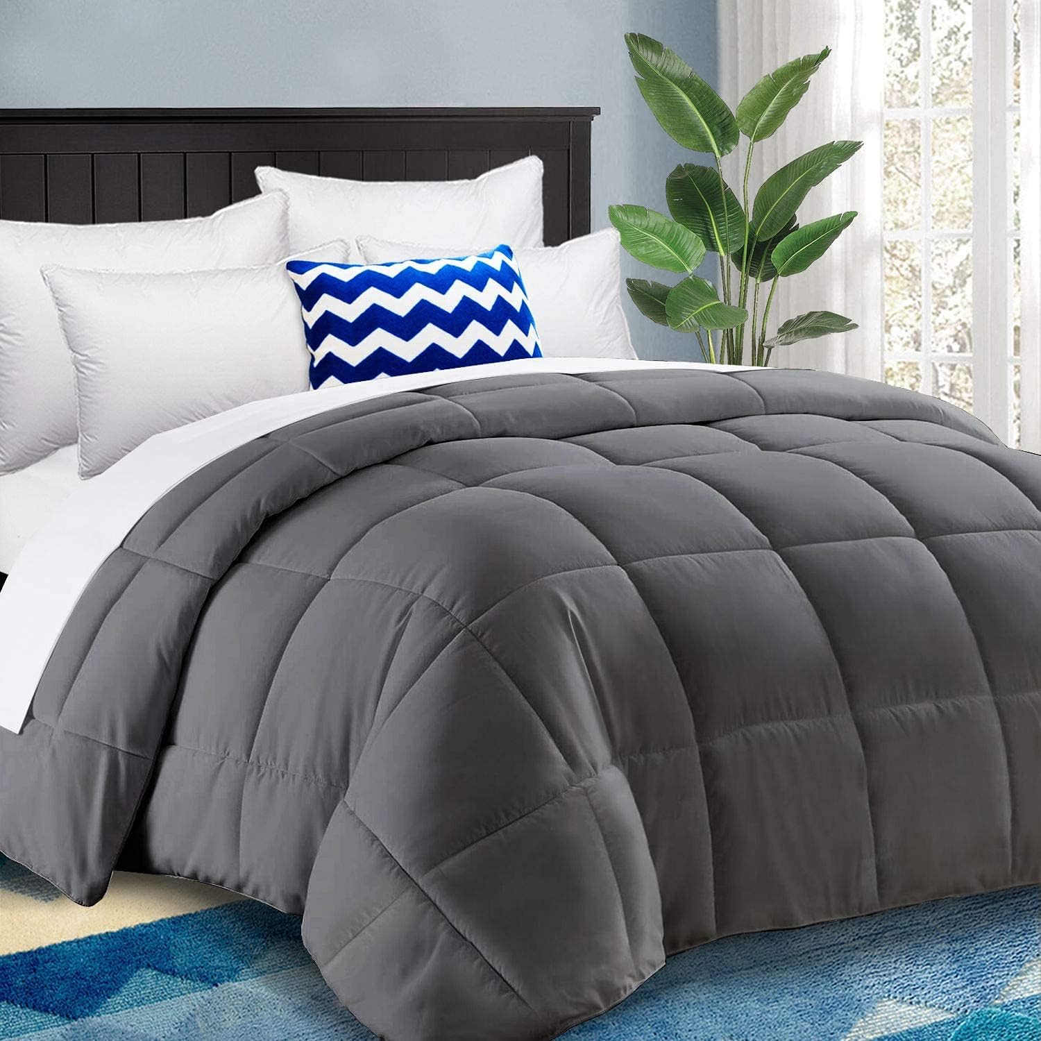 HARNY All Season Queen Comforter Sise Soft Quilted Down Alternative Comforter Hotel Duvet Insert with Corner Tabs,Winter Warm, Machine Washable, Fluffy and Soft Breathable,Smoky Grey,88x88 Inches