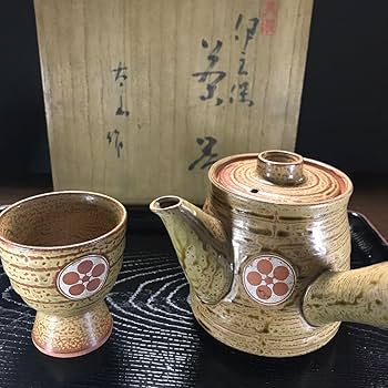 Amazon.co.jp: 美濃焼 太山窯 伊羅保 松竹梅紋 急須＆高足湯呑み