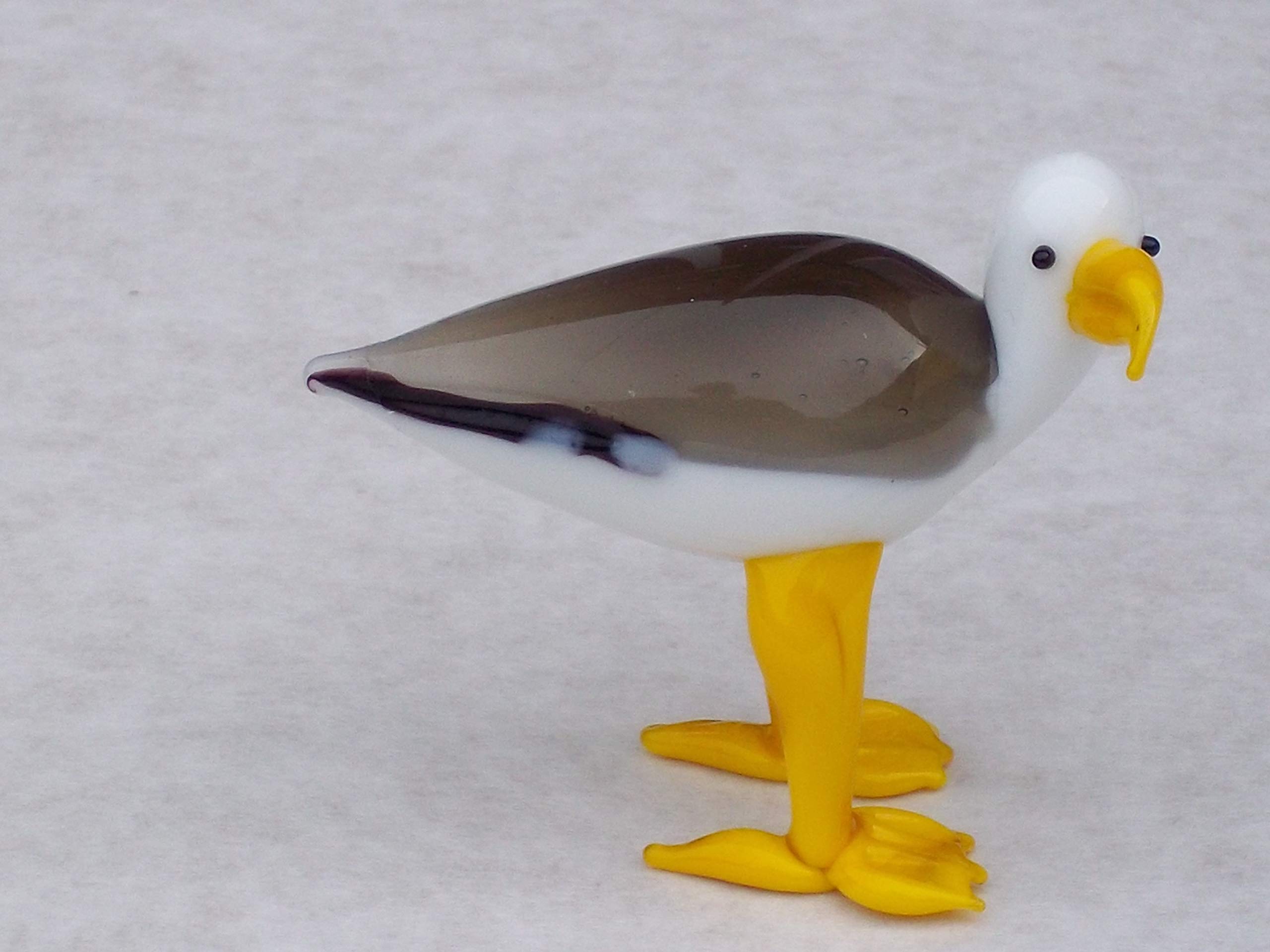 SEAGULL FIGURINE feathered glass ocean bird beach