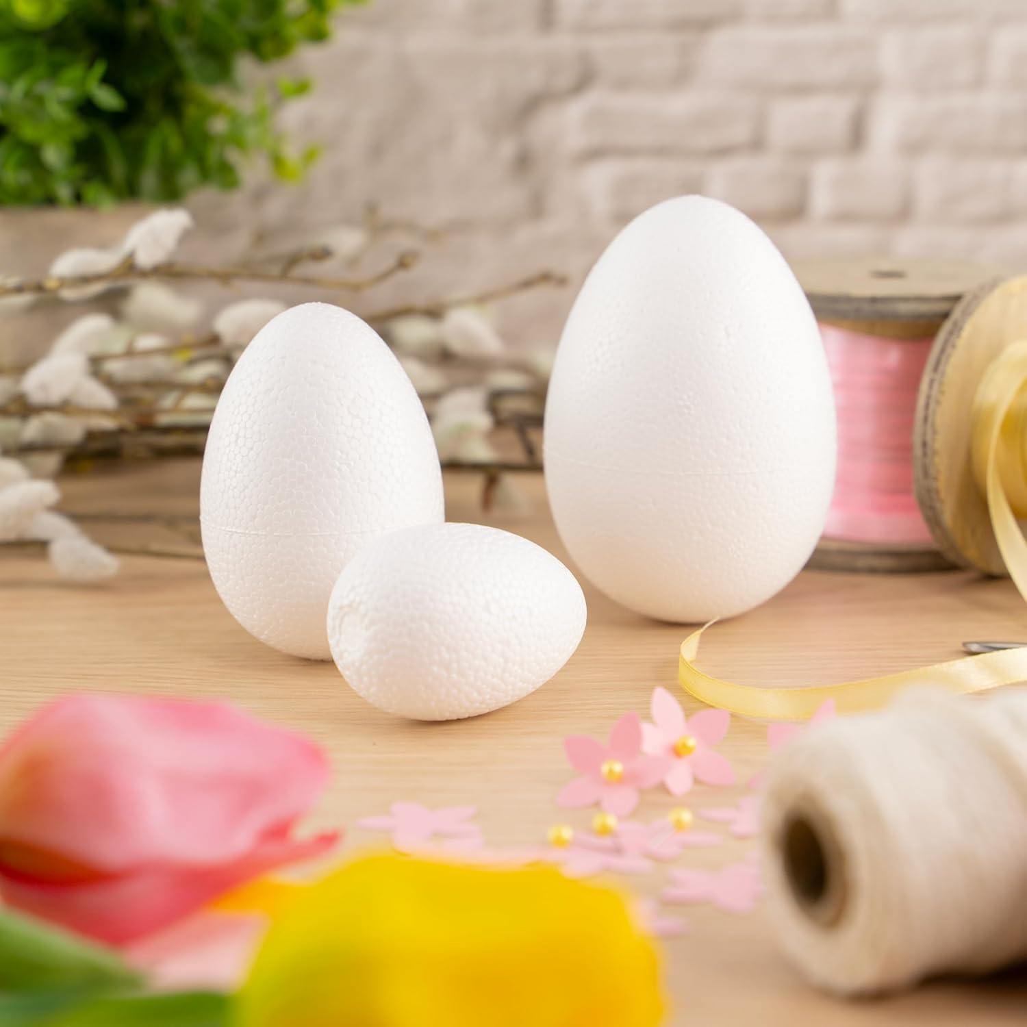 Polystyrene Eggs 12 cm Pack of 5 - White Polystyrene Craft Eggs - Eggs for Painting, Gluing and Decorating - Ideal for Easter Eggs, Sequin Technique and DIY Craft Projects