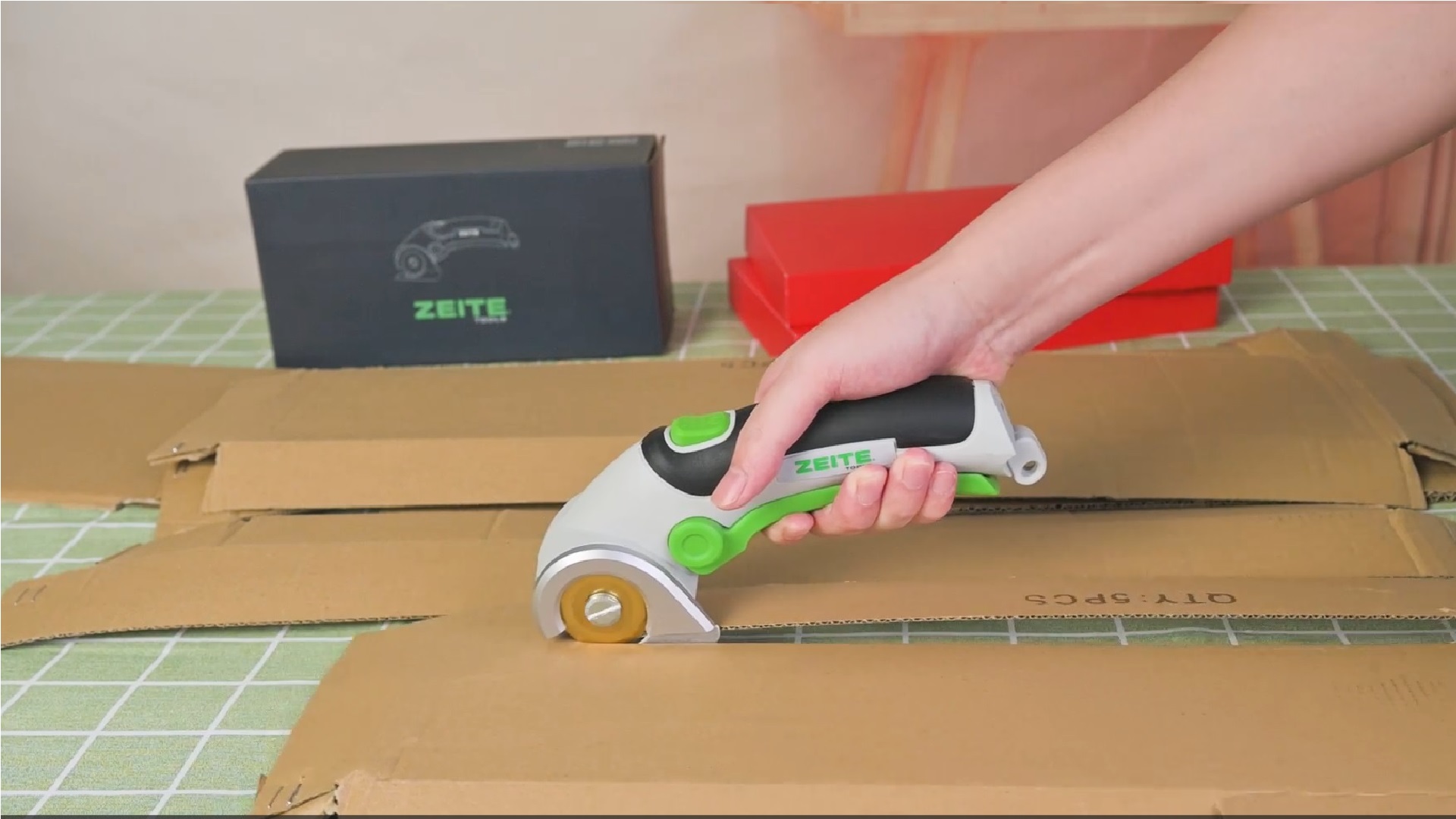 ZEITE 4V Cordless Scissors,Electric Cardboard Box Cutter with