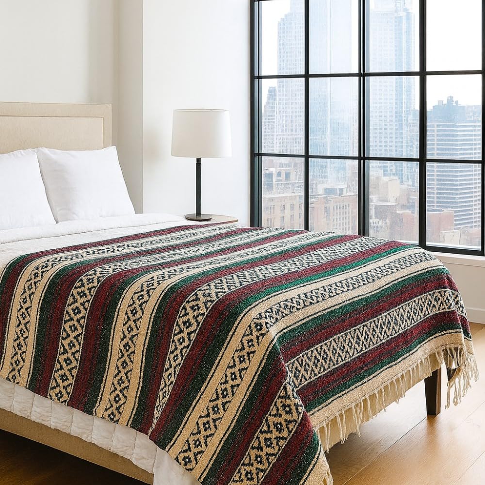 Amazon.com: Open Road Goods Thick Mexican Blanket- Red